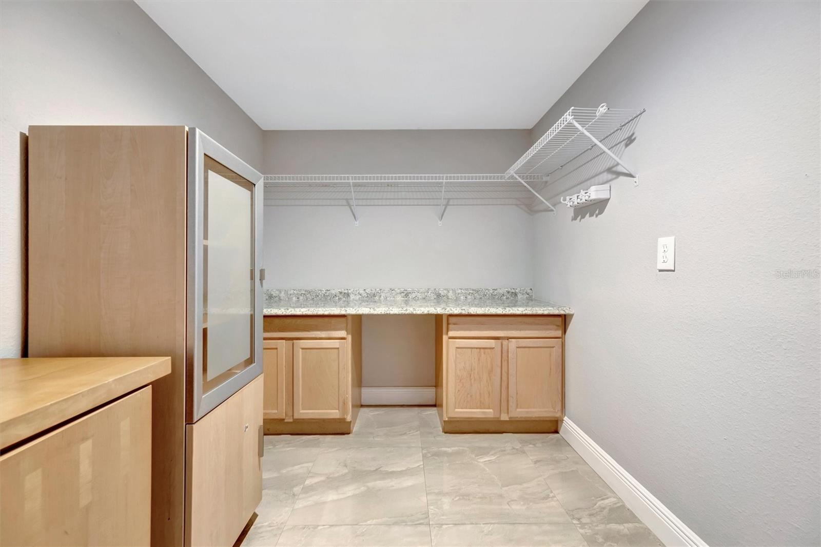 VALRICO HEIGHTS ESTATES - Residential