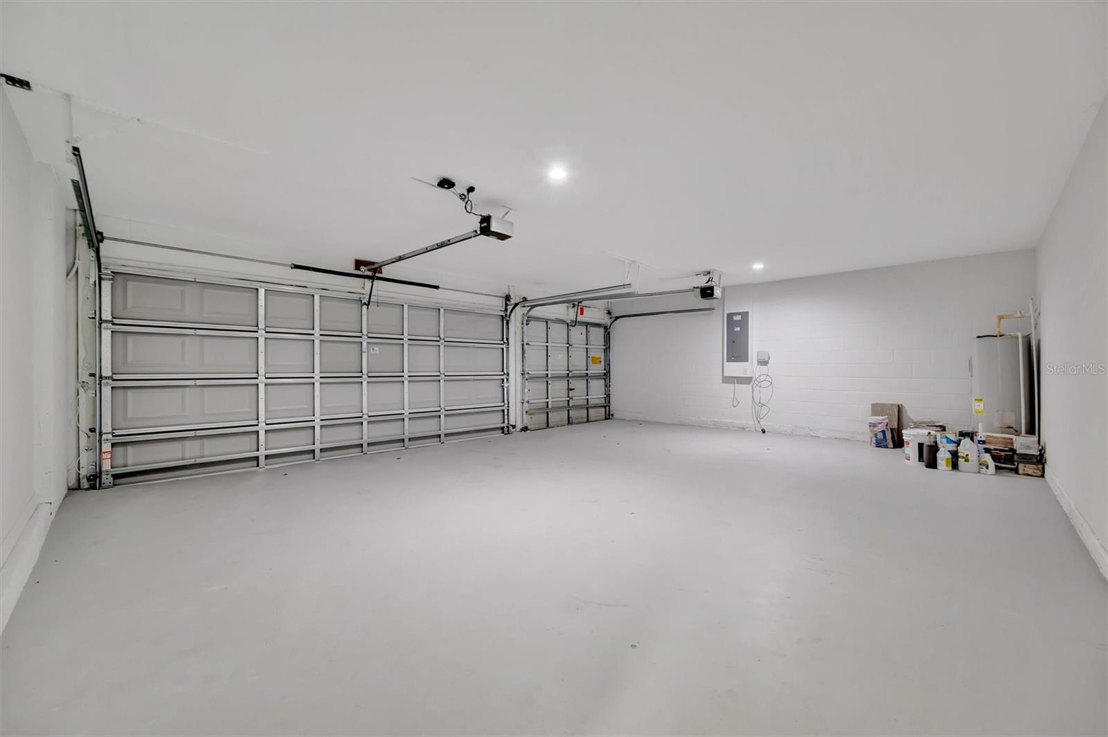 VALRICO HEIGHTS ESTATES - Residential