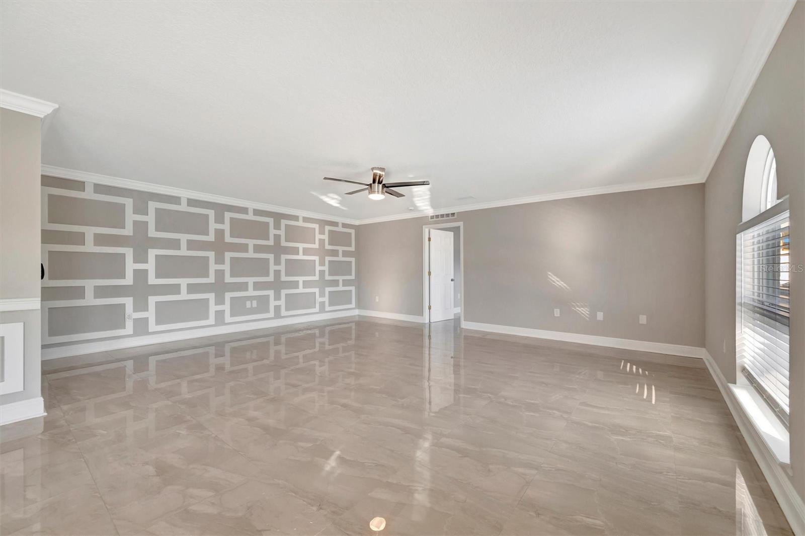 VALRICO HEIGHTS ESTATES - Residential