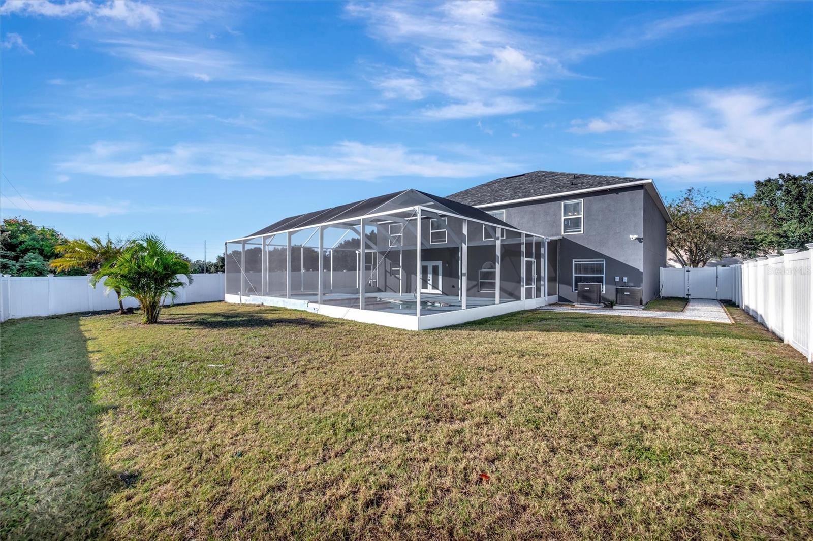 VALRICO HEIGHTS ESTATES - Residential