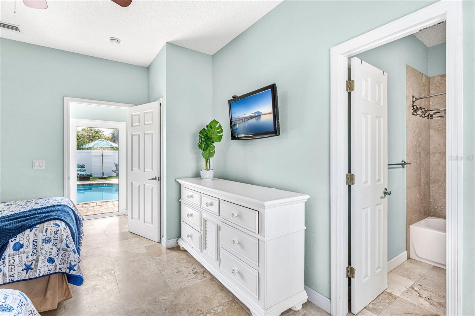 AVON BY SEA - Residential