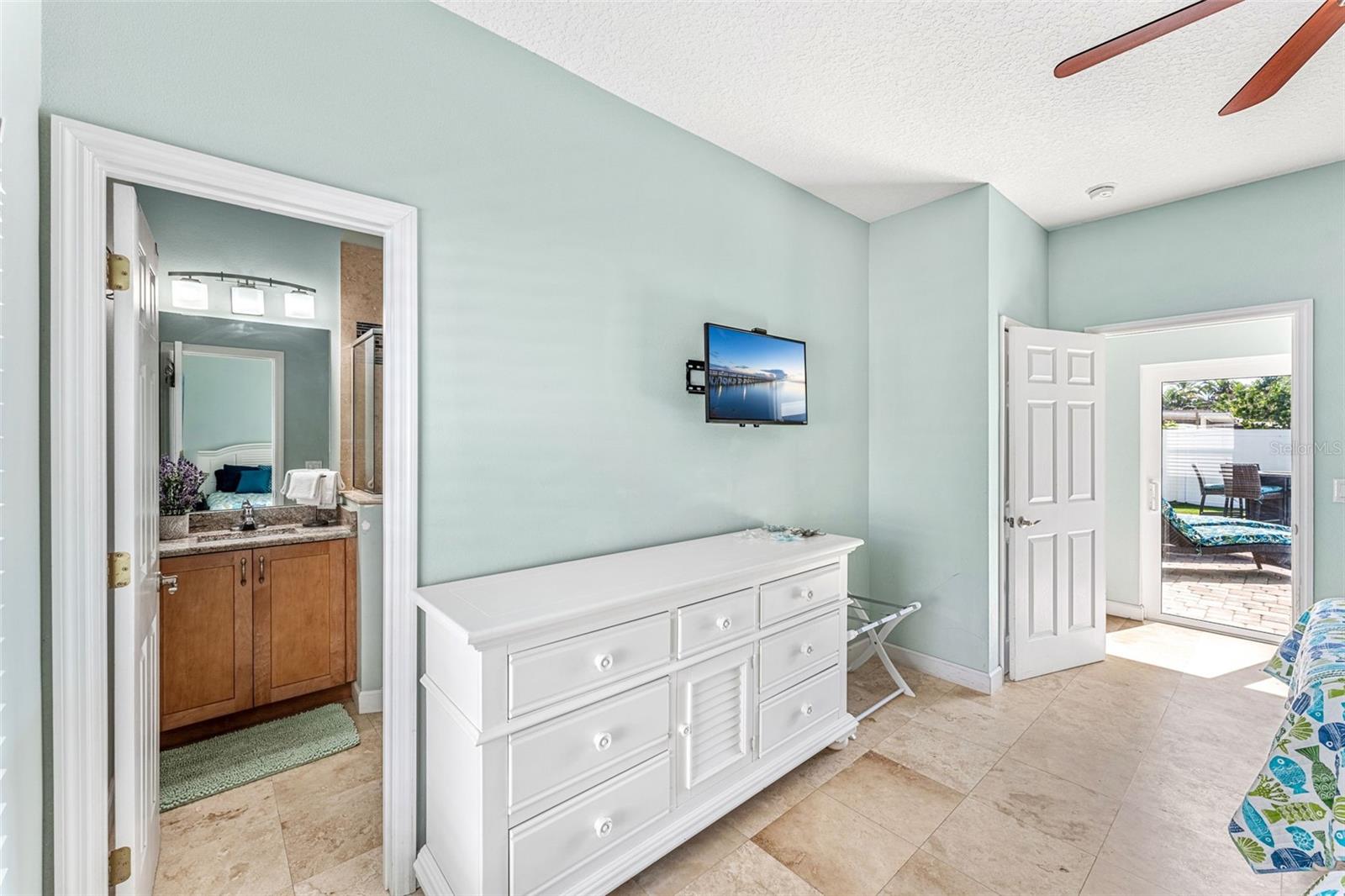 AVON BY SEA - Residential