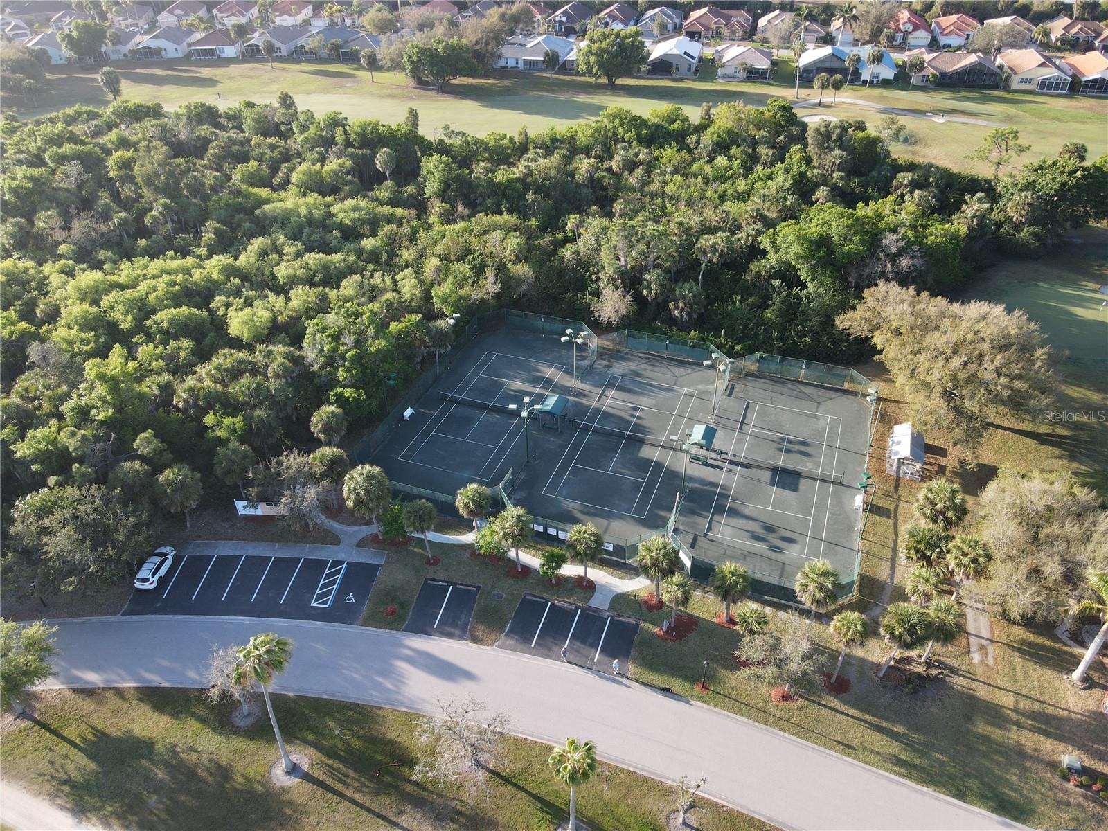 SEMINOLE LAKES PH 01 - Residential