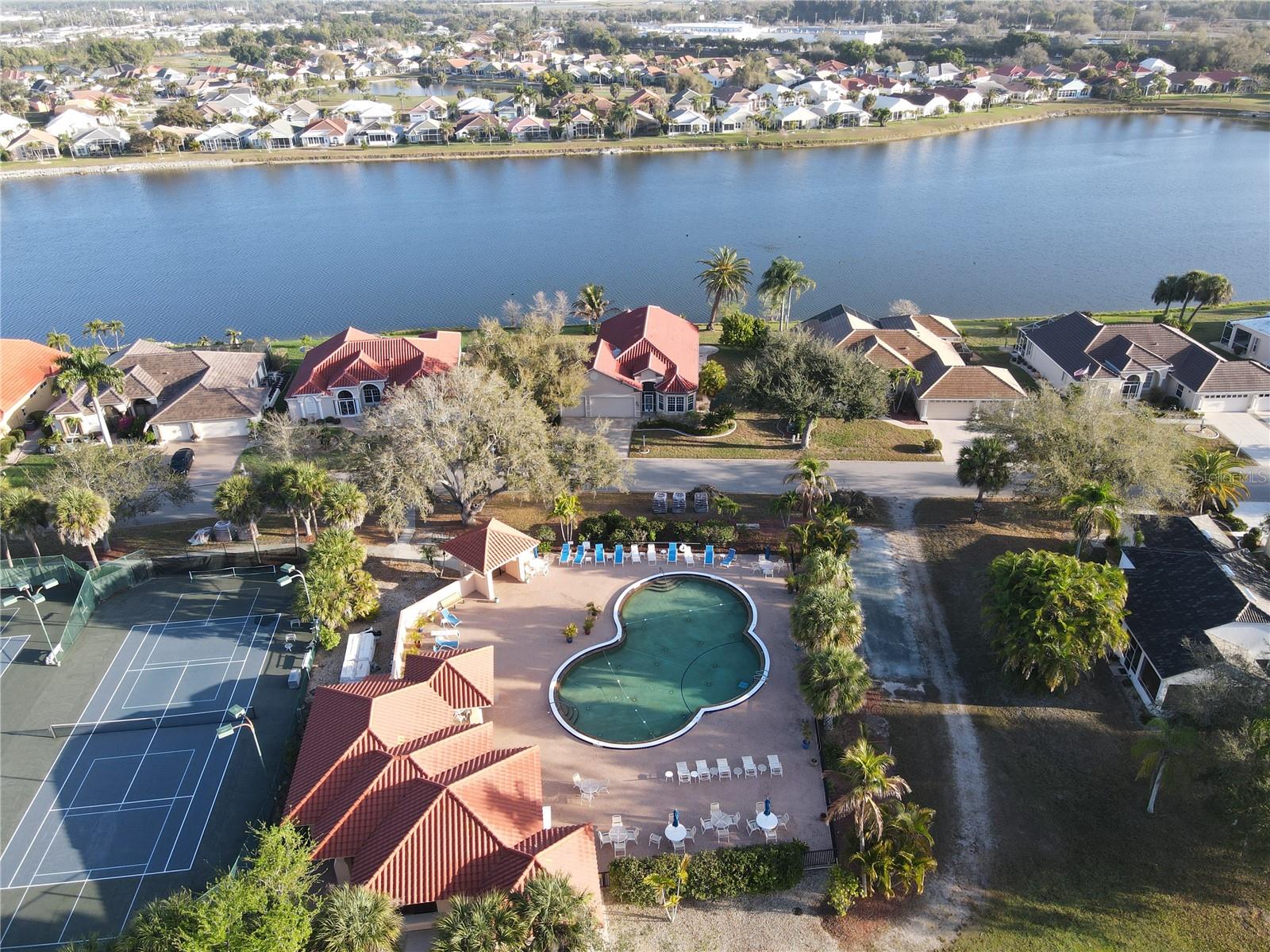 SEMINOLE LAKES PH 01 - Residential