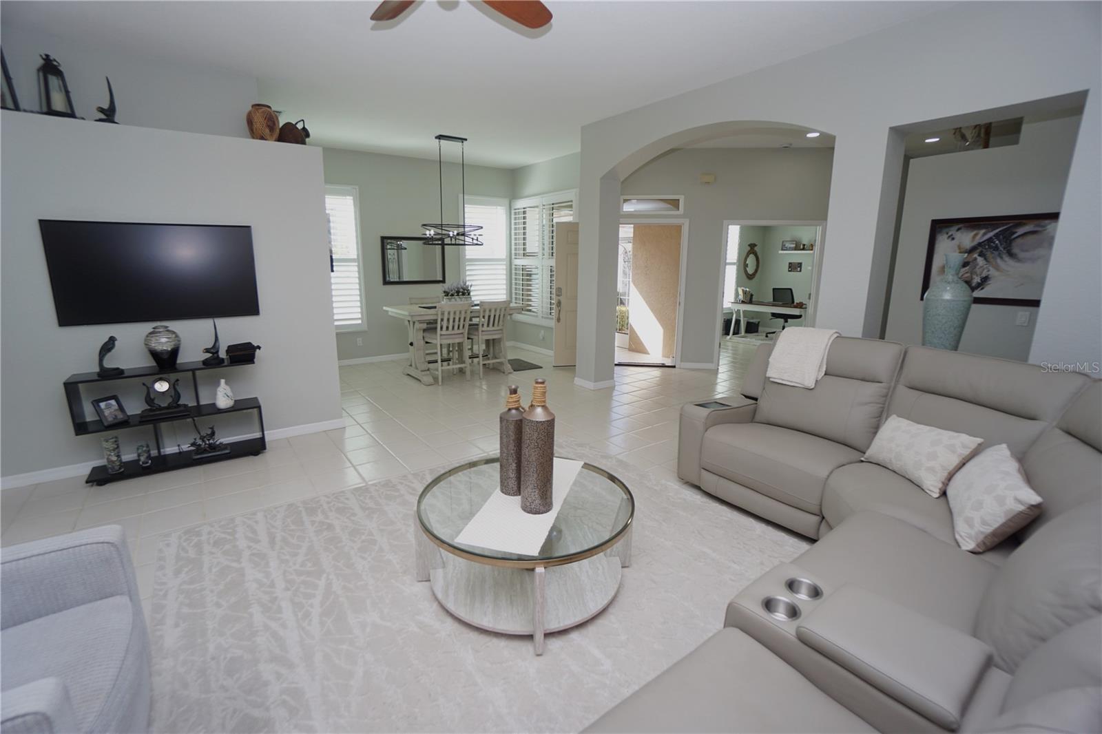 SEMINOLE LAKES PH 01 - Residential