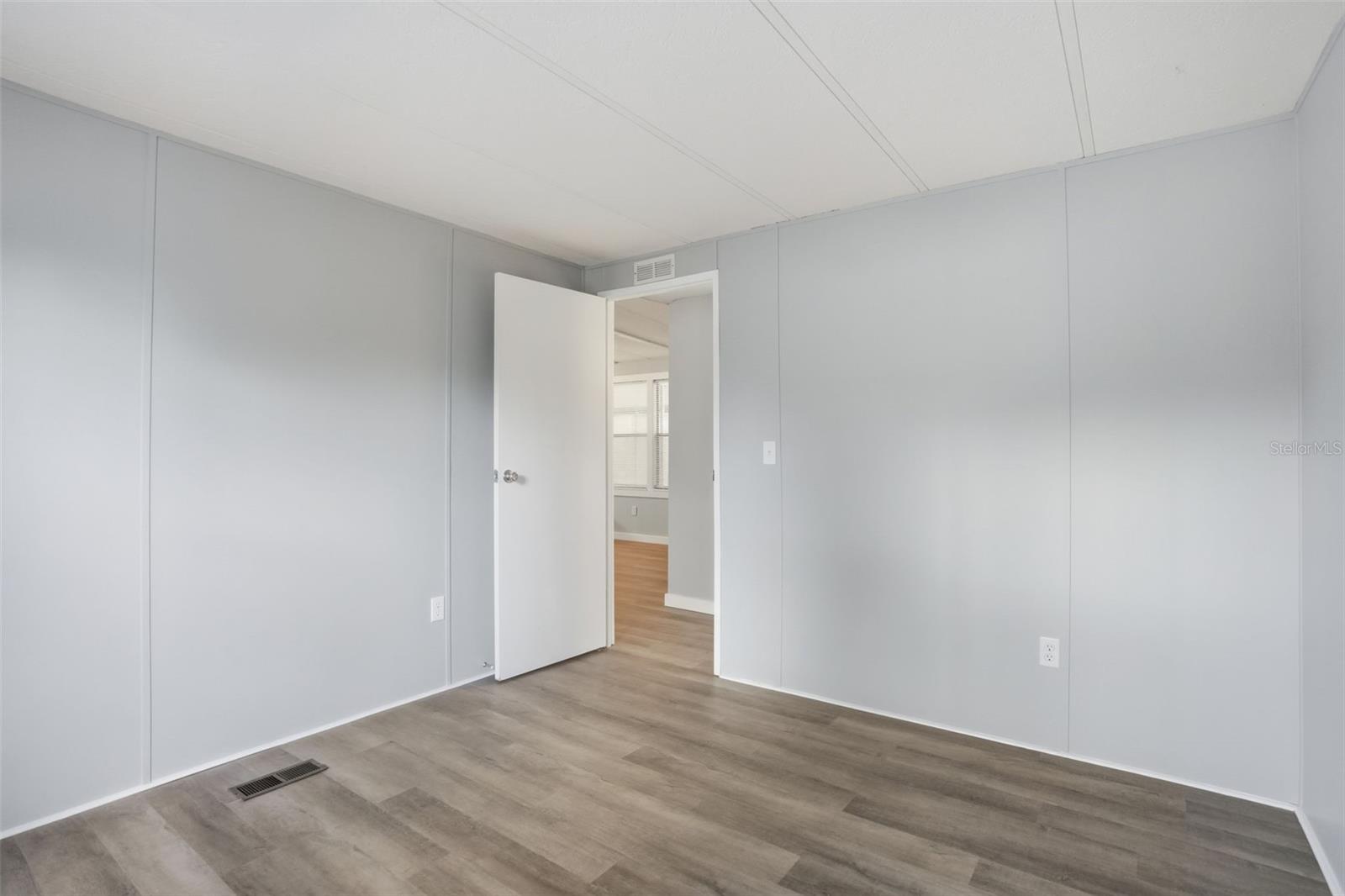 GARDEN GROVE - Residential