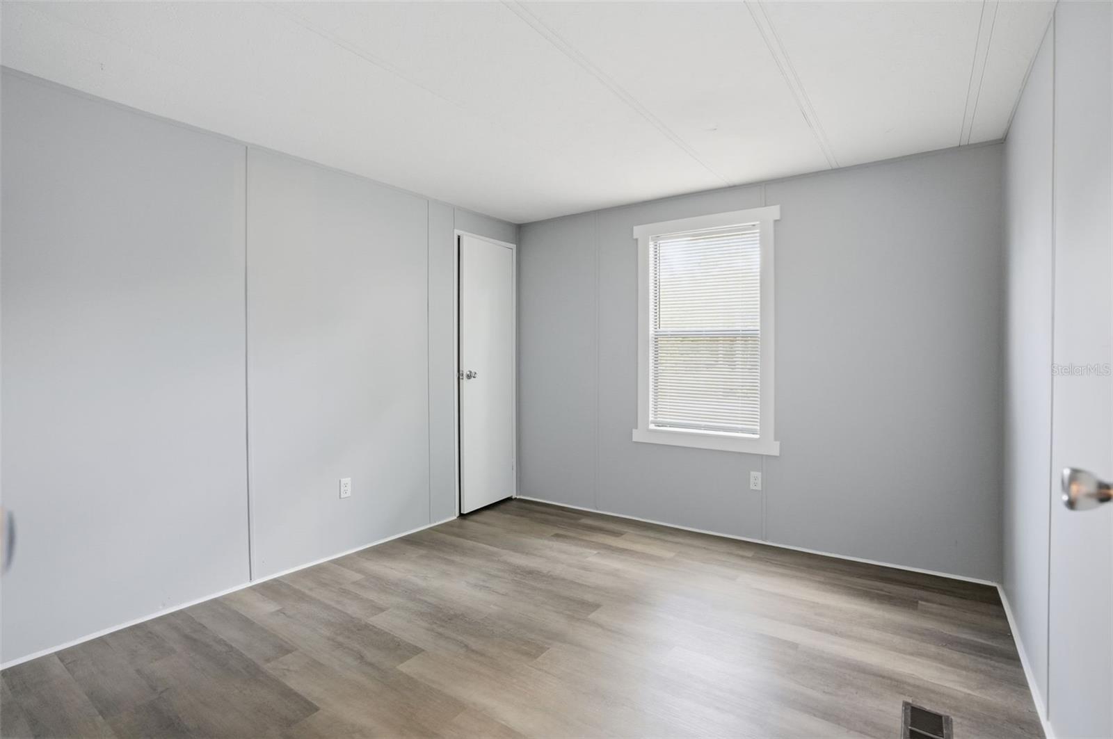 GARDEN GROVE - Residential