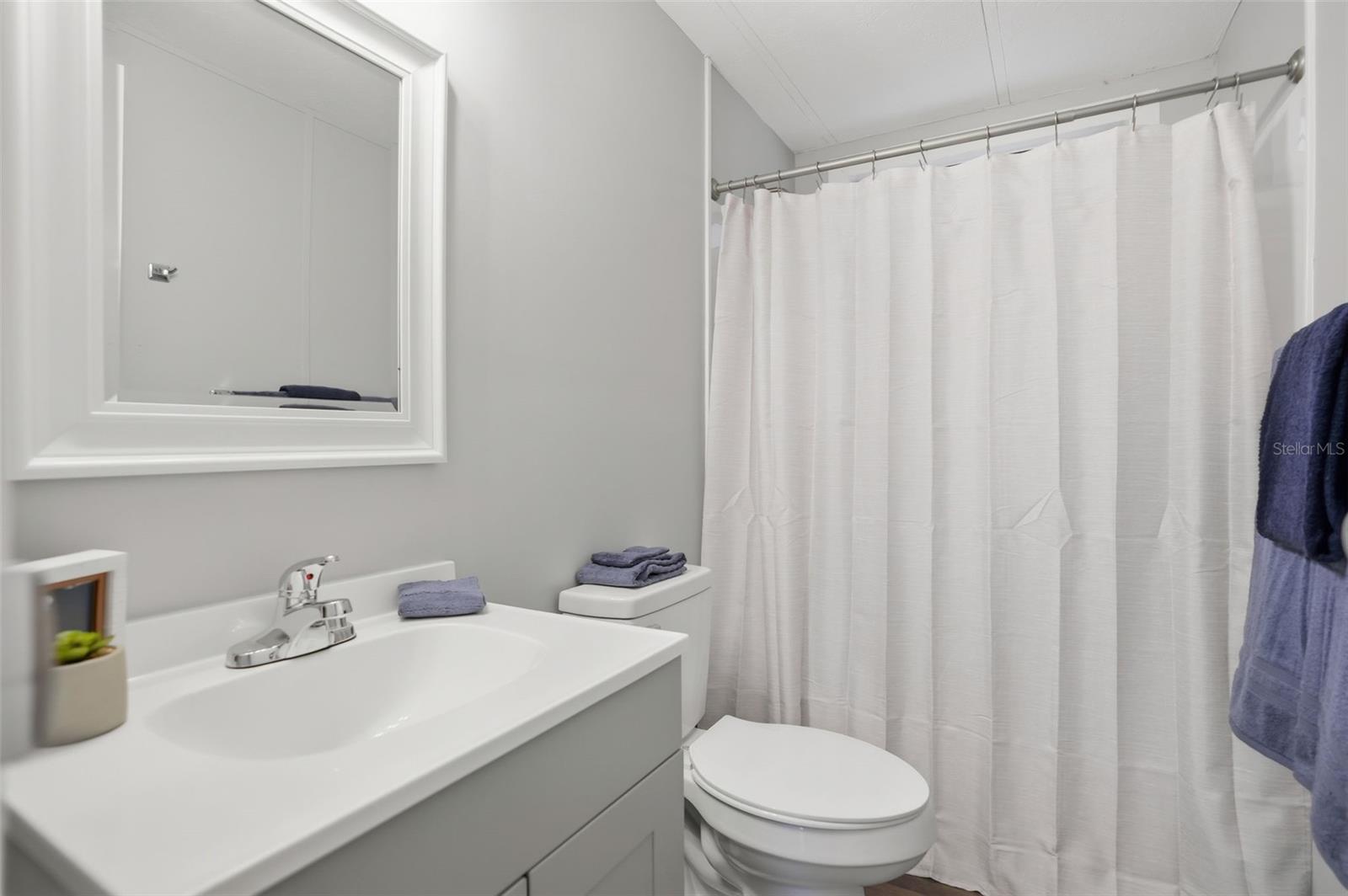 GARDEN GROVE - Residential