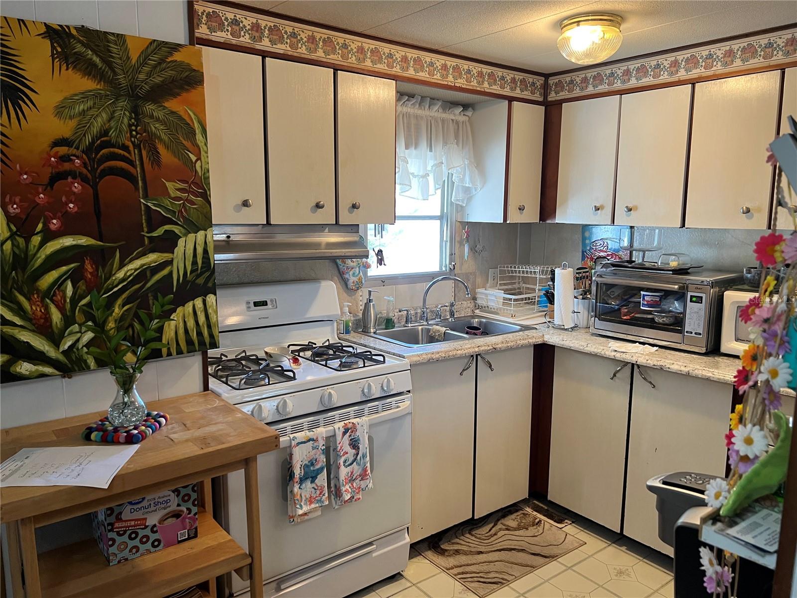 TRI-PAR ESTATES - Residential