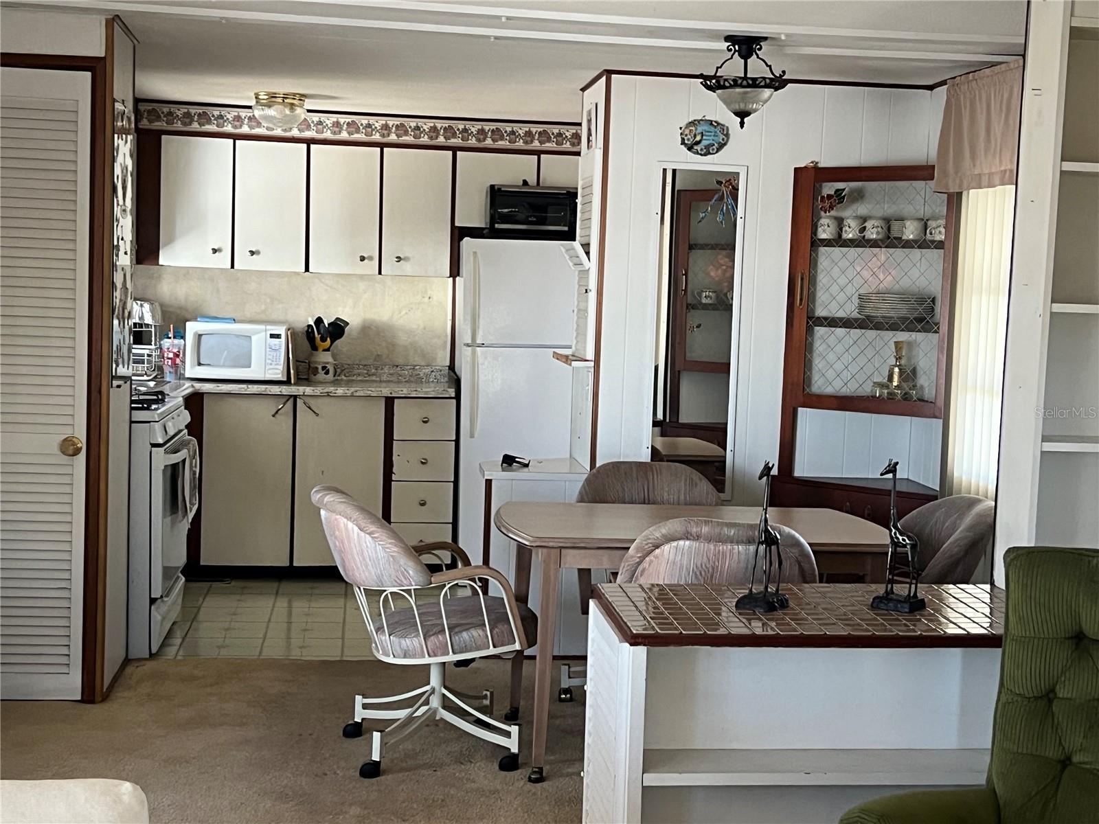 TRI-PAR ESTATES - Residential