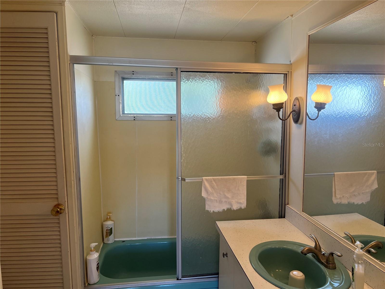 TRI-PAR ESTATES - Residential