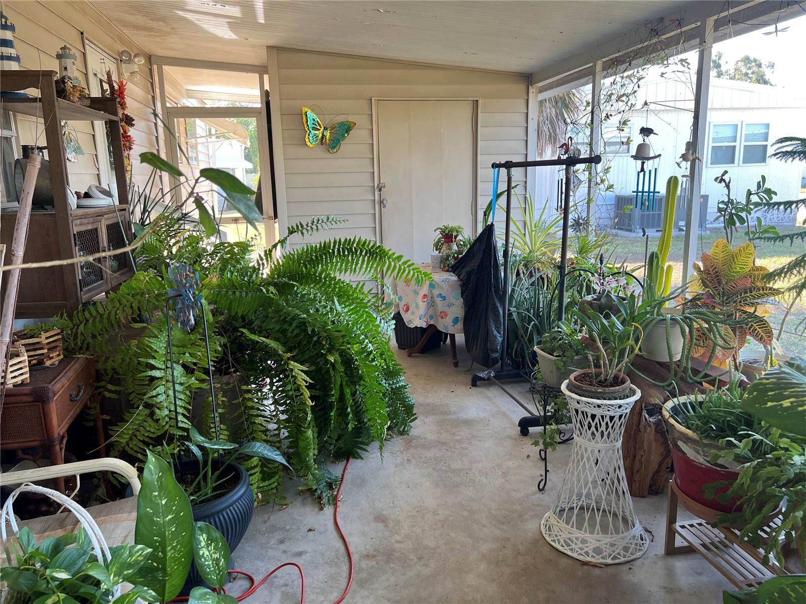 TRI-PAR ESTATES - Residential