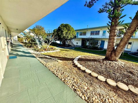 Photo of 5875 18th Street N #4, St Petersburg, FL 33714 (MLS # TB8470862)