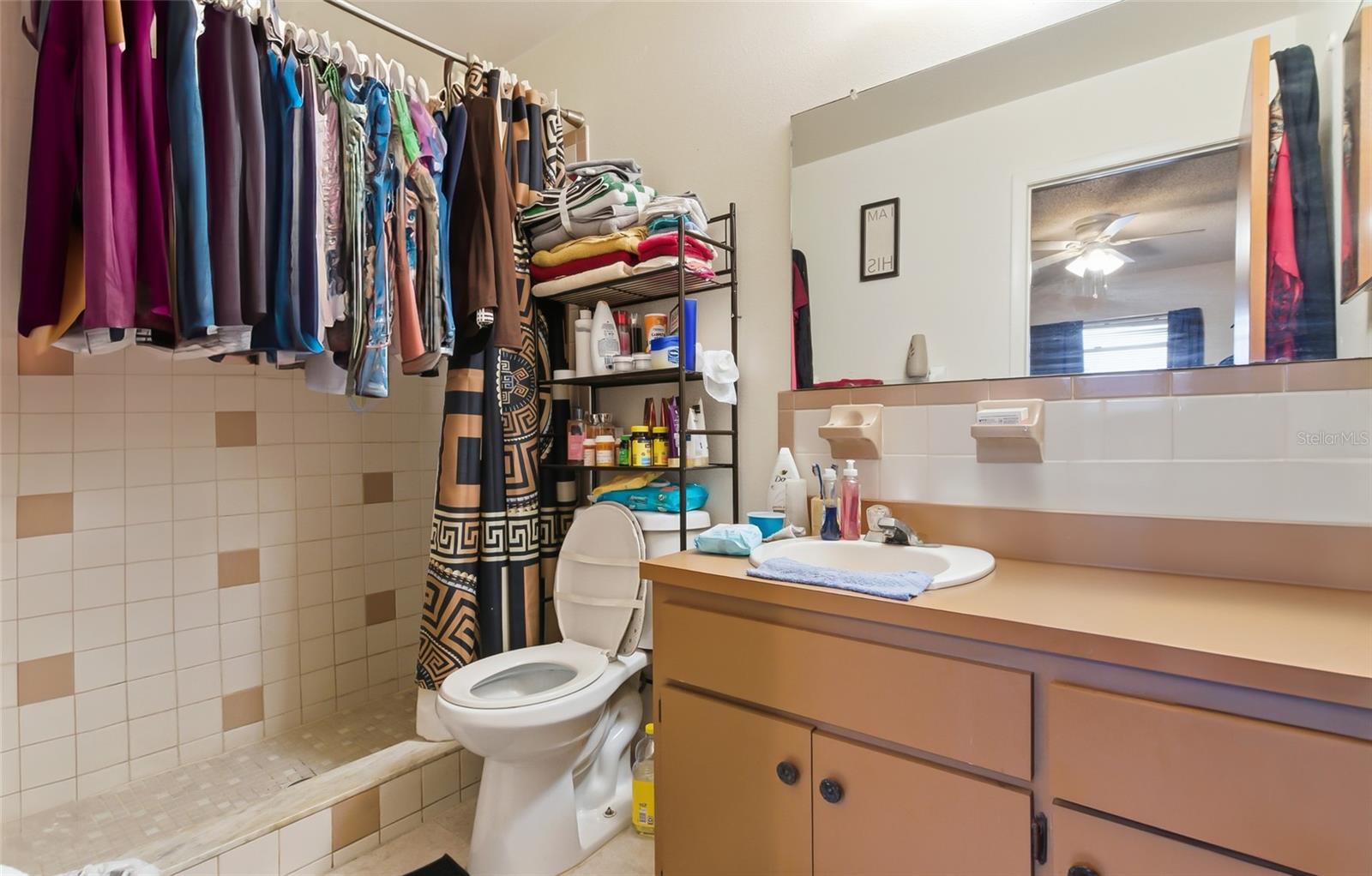 PINELLAS FARMS - Residential Income