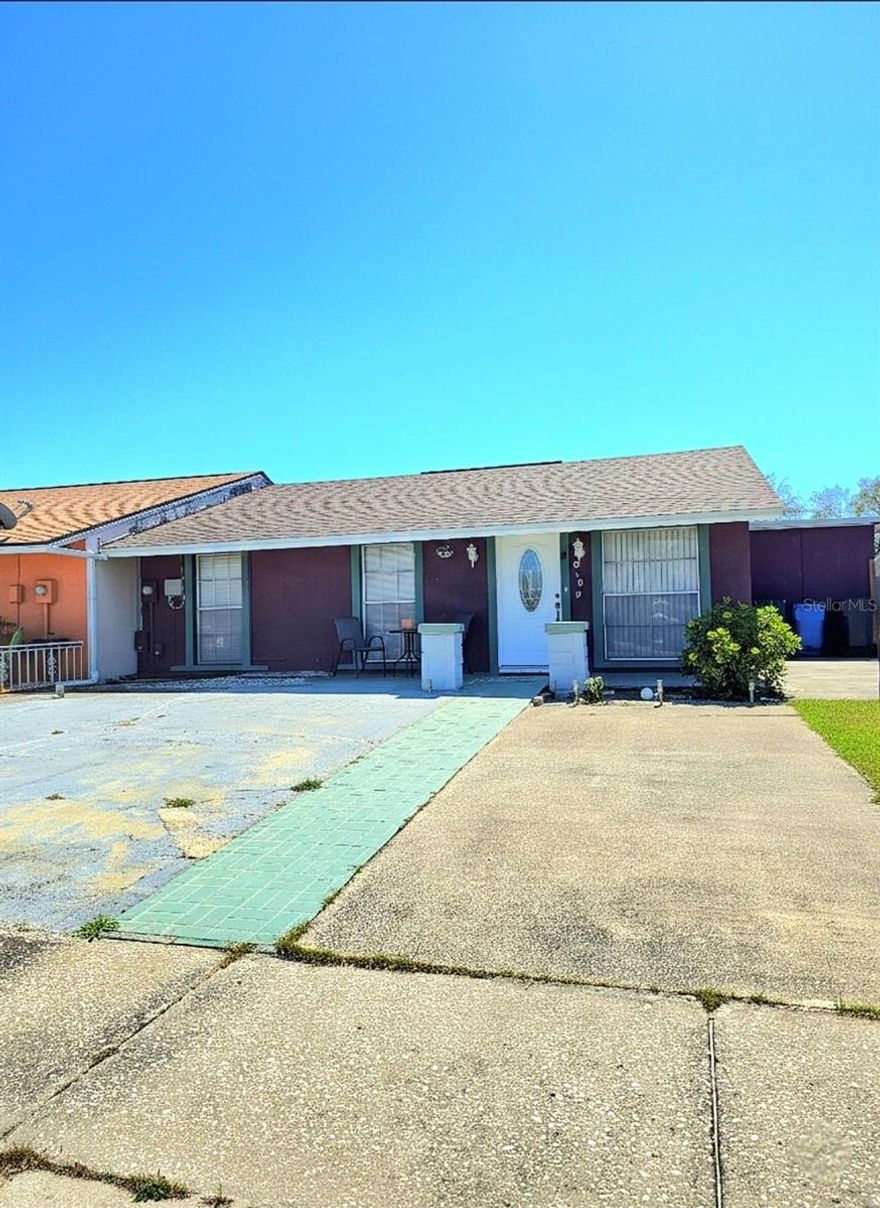 Spacious and versatile 4-bedroom, 3-bath townhome located in the desirable Town N Country area. This well-designed home offers a flexible layout with additional private living areas, providing comfort and functionality throughout. 
Enjoy the benefits of no HOA fees and no flood insurance required, offering added savings and peace of mind. Conveniently located near shopping, dining, major highways, and Tampa International Airport. 
A great opportunity to own a spacious home in a growing area with excellent accessibility and value.