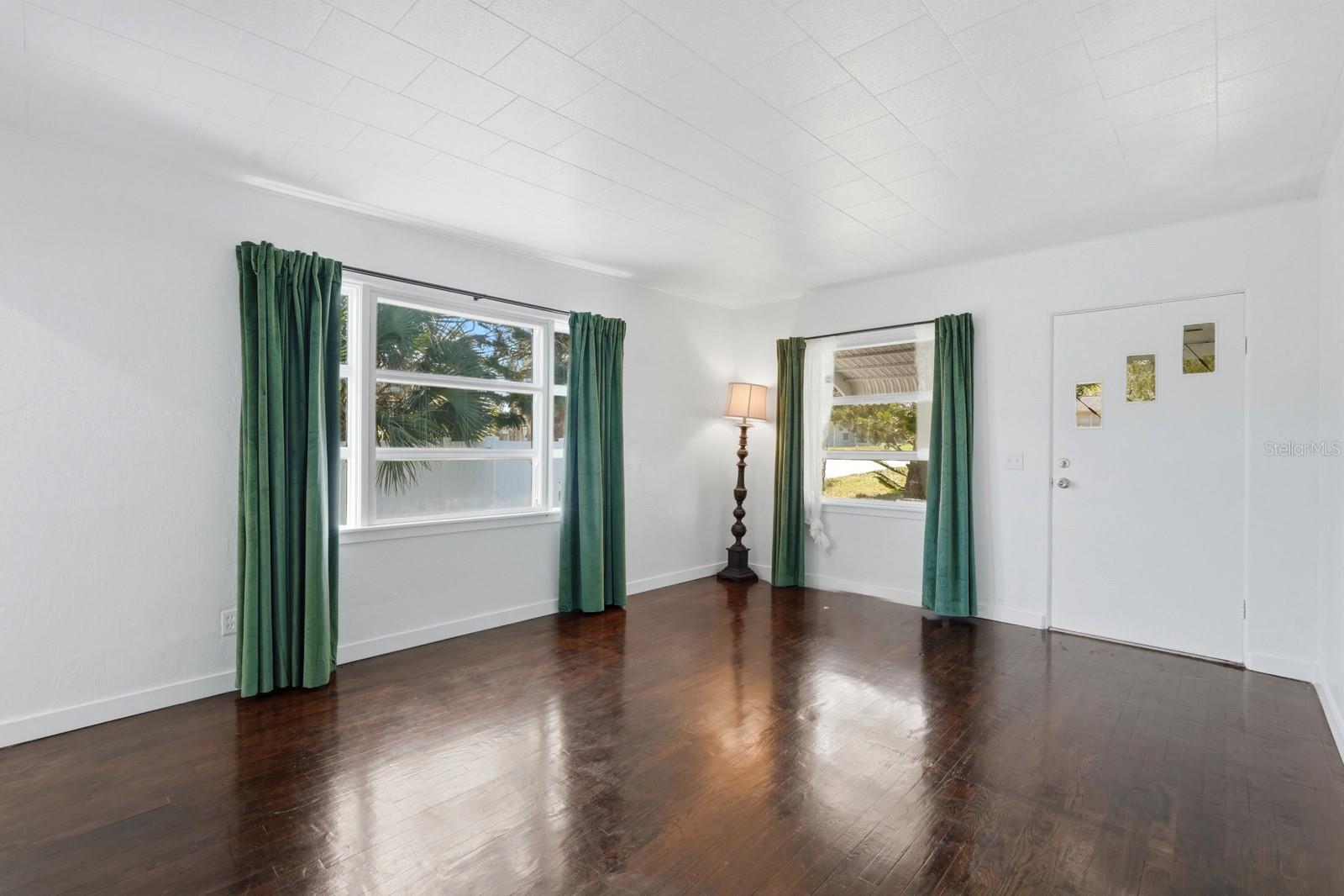 ORMOND TERRACE - Residential