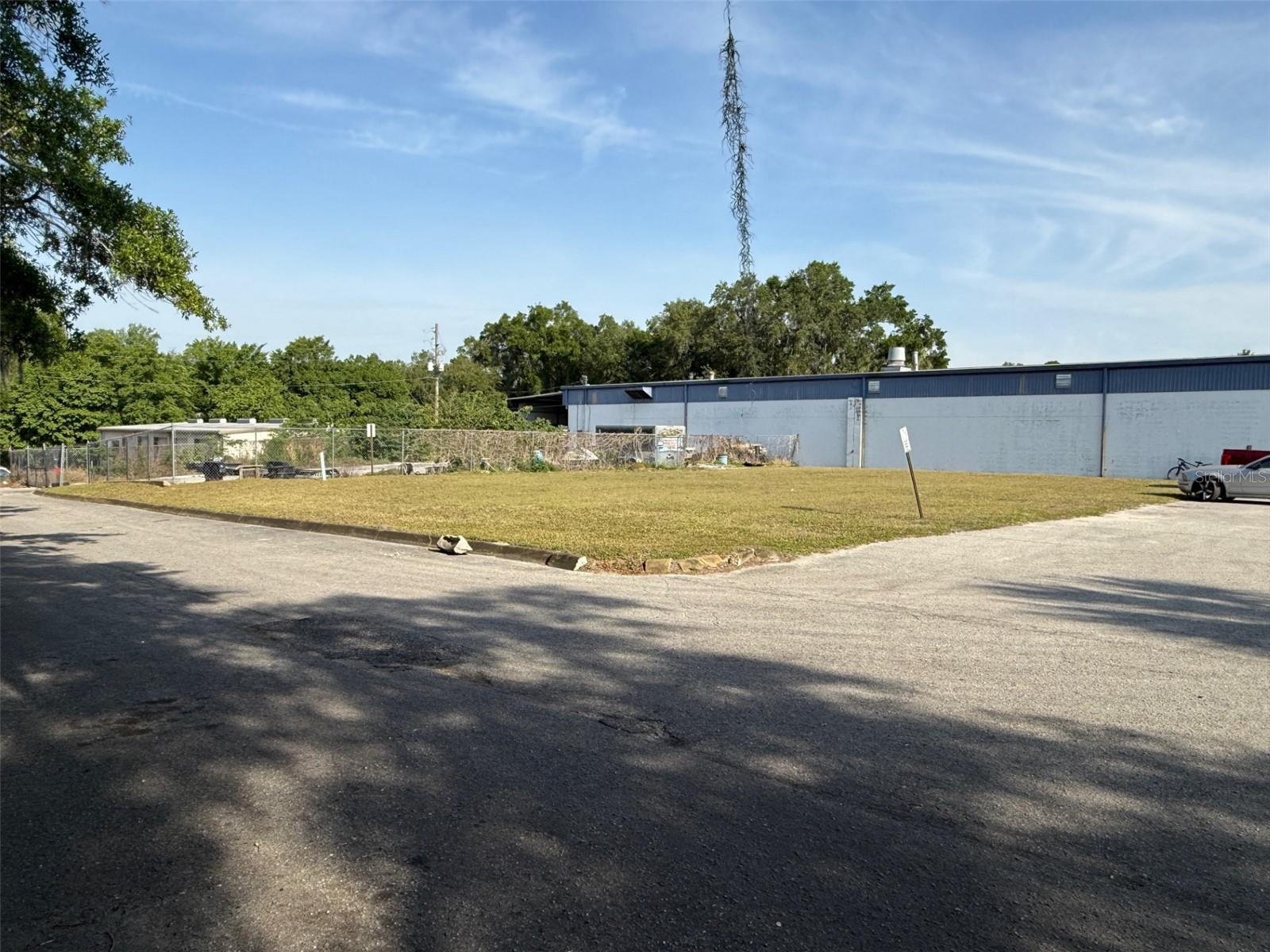 PINE AVE CAR CARE CTR CONDO - Land