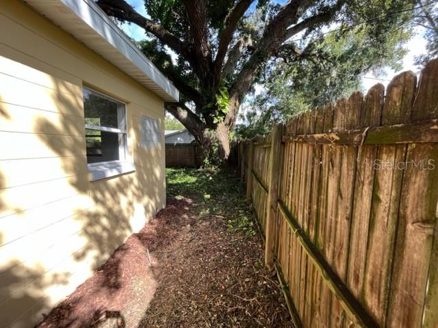 BATEY CHARLES C RESUB - Residential Lease