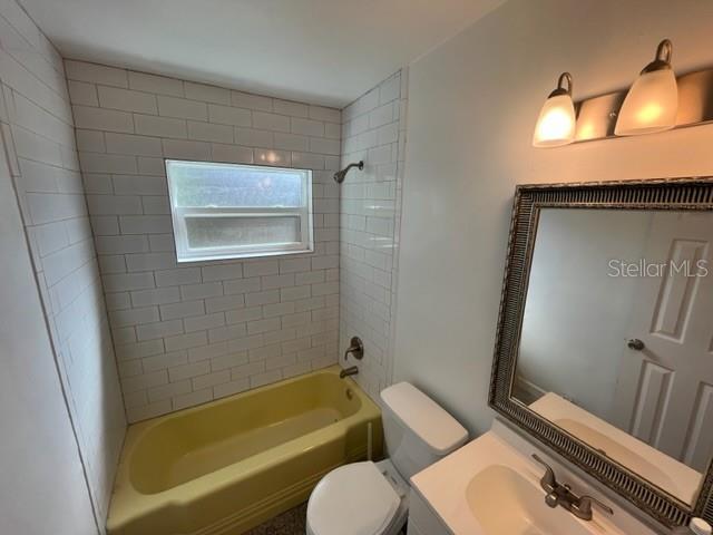 BATEY CHARLES C RESUB - Residential Lease