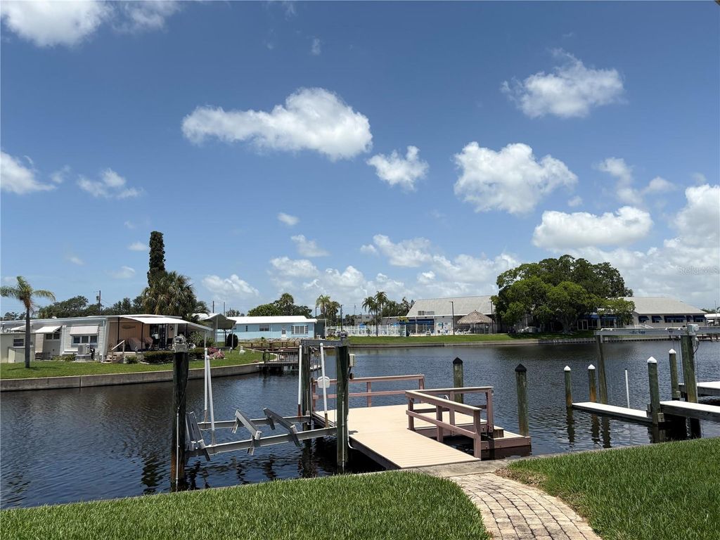 Photo of 7128 Mount Arlington Drive NE #414, St Petersburg, FL 33702 (MLS # TB8395389)
