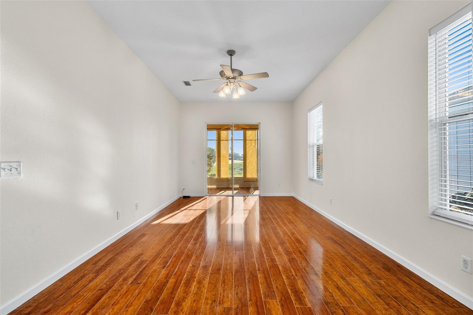 OCALA PALMS UN 08 - Residential