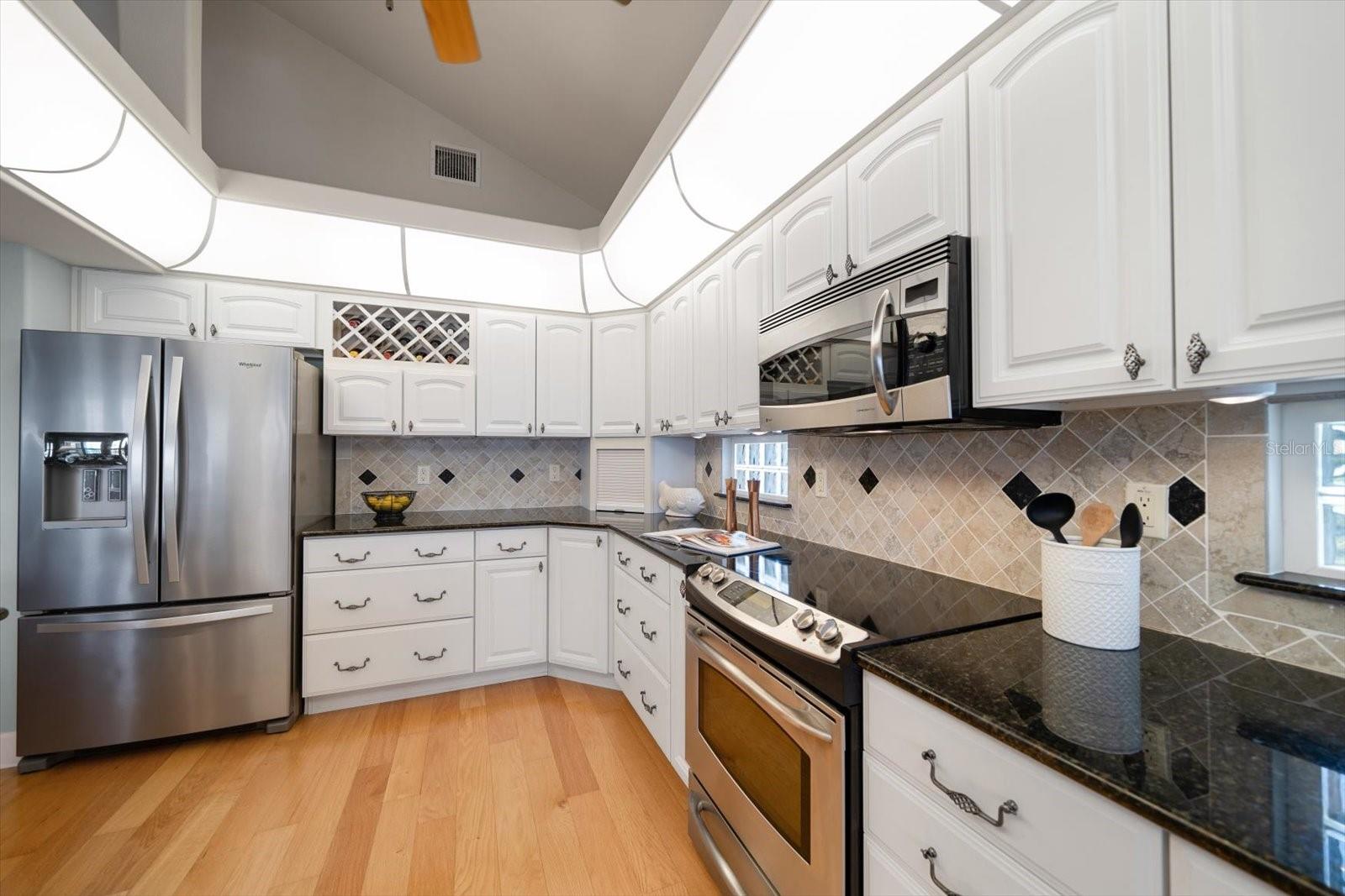 HERNANDO BEACH - Residential