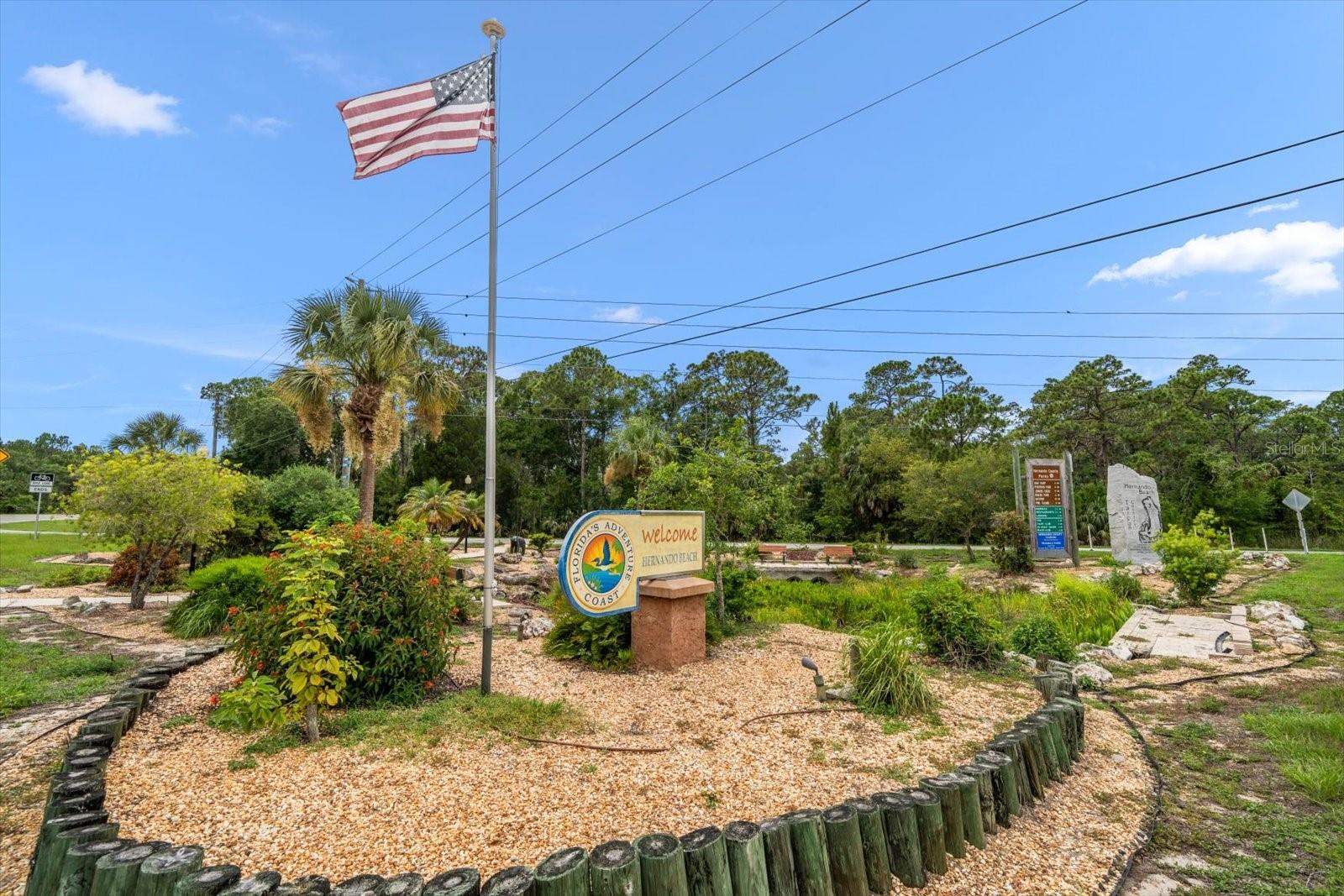HERNANDO BEACH - Residential