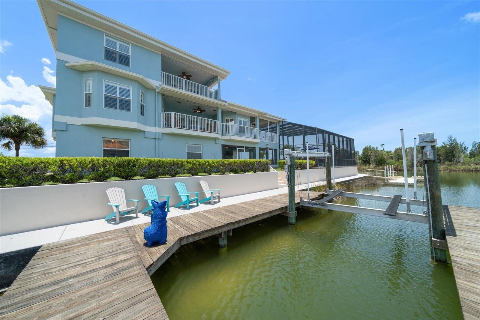 HERNANDO BEACH - Residential
