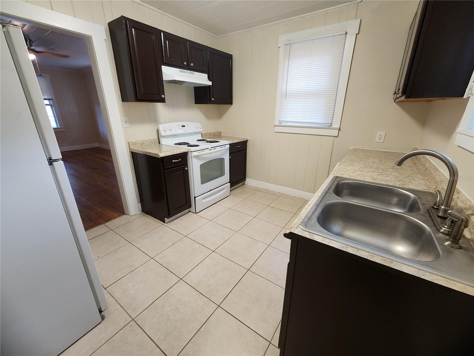 SOUTH RIVERSIDE SEC A - Residential Lease