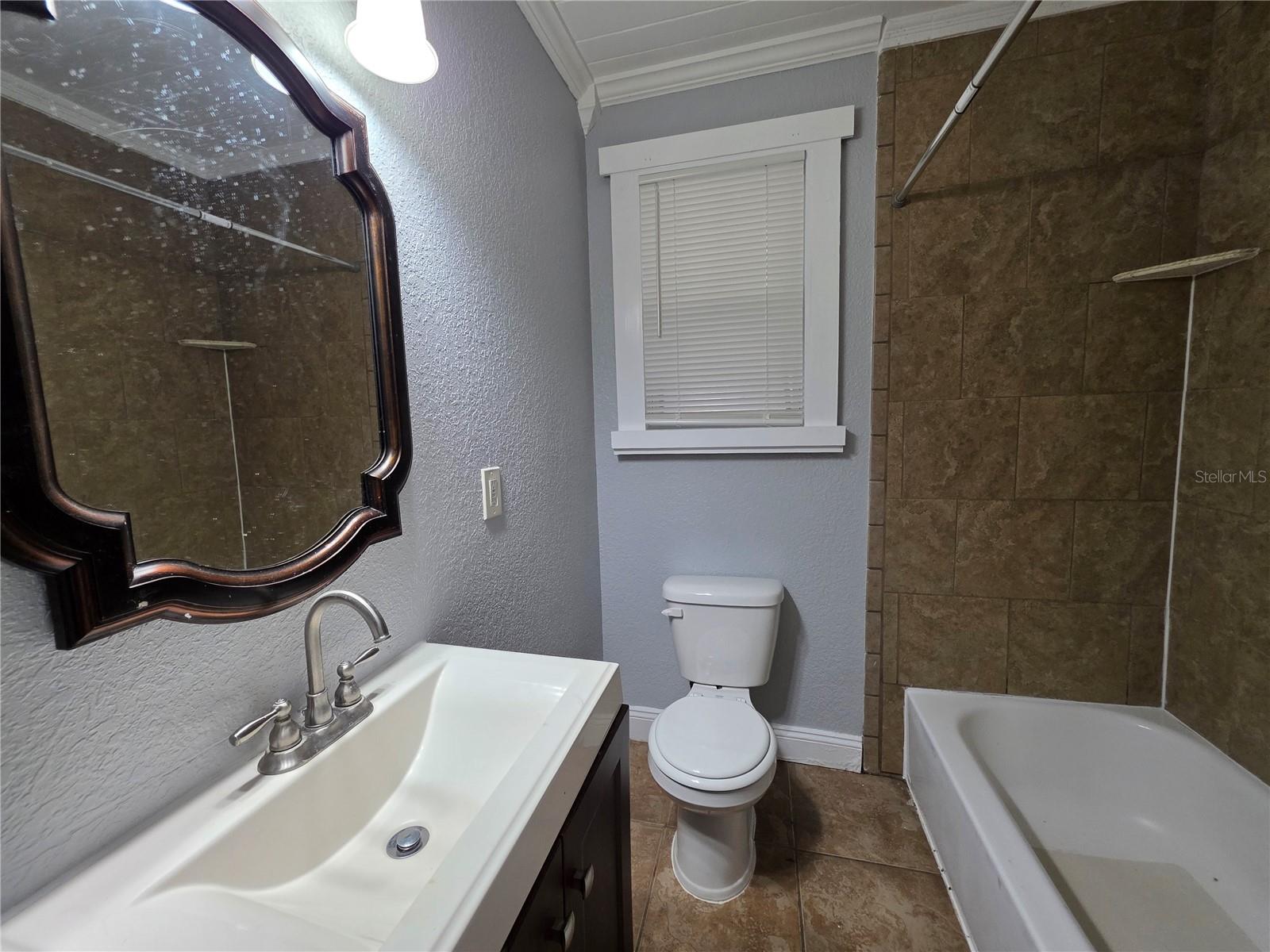 SOUTH RIVERSIDE SEC A - Residential Lease