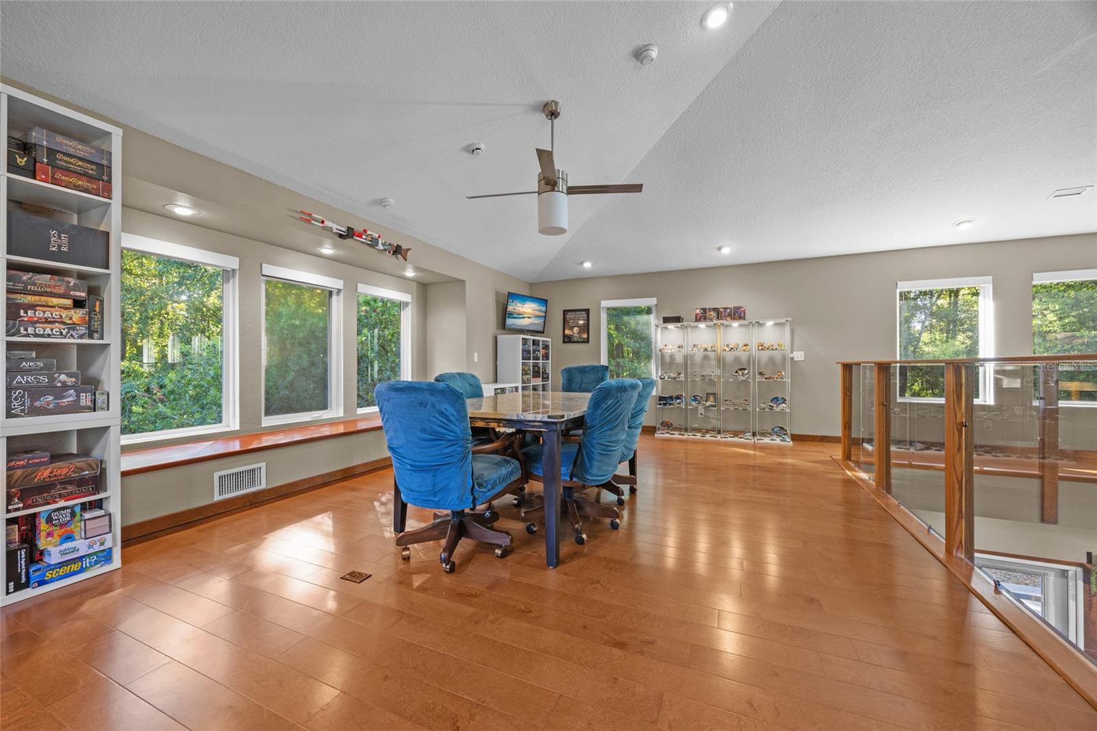 OAK RIDGE CROSSING - Residential