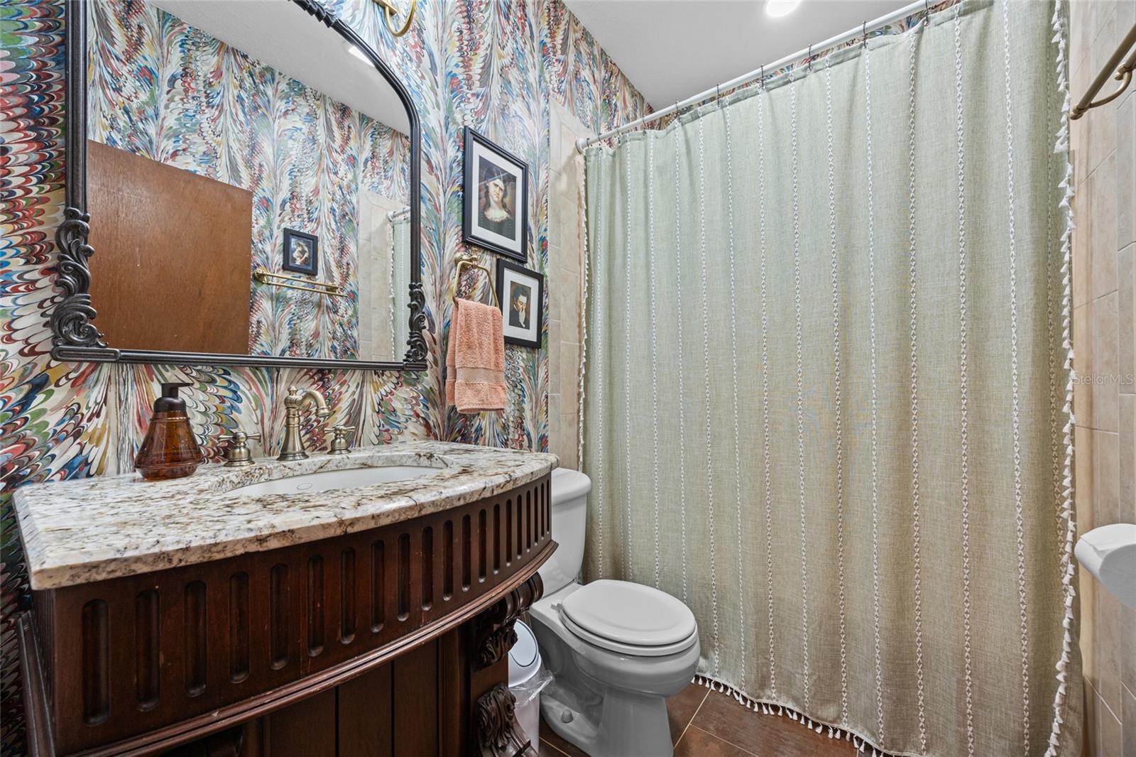 OAK RIDGE CROSSING - Residential