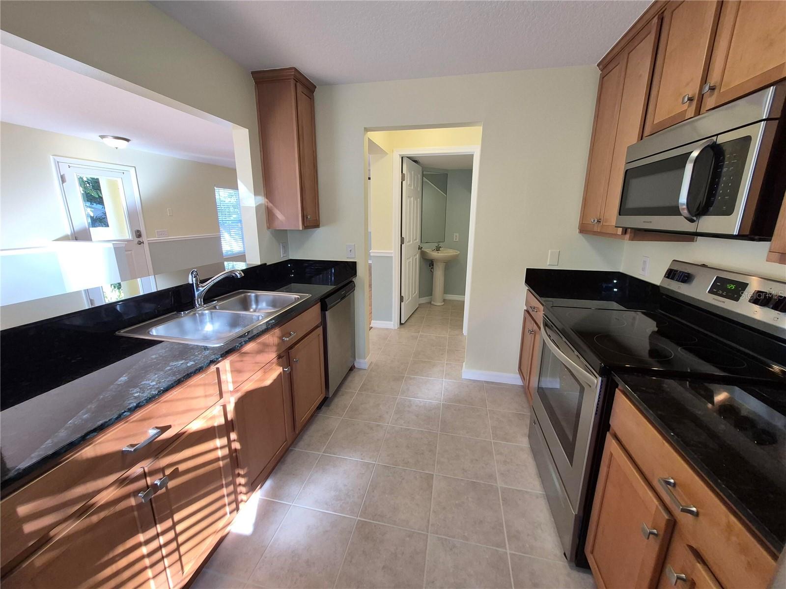 COQUINA KEY TWNHMS - Residential