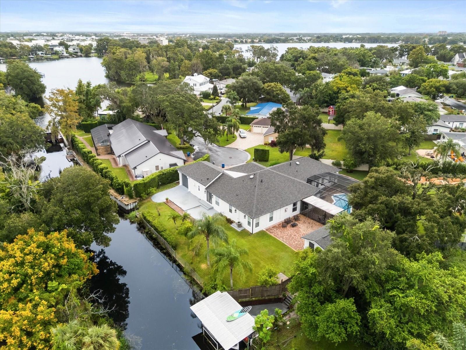 2001 LAKE DRIVE