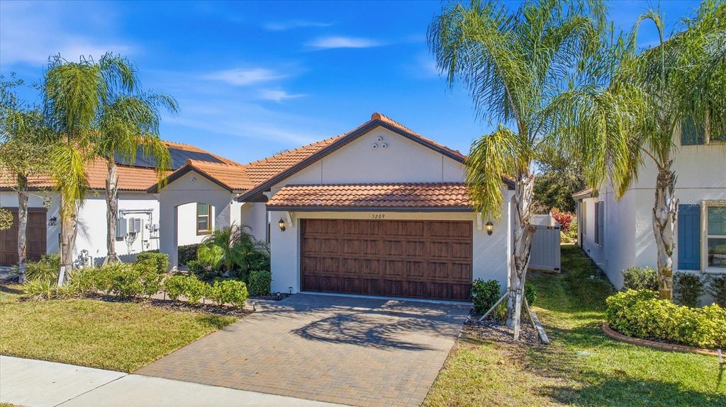 Photo of 5209 Windy Grove Drive, Wimauma, FL 33598 (MLS # A4684668)