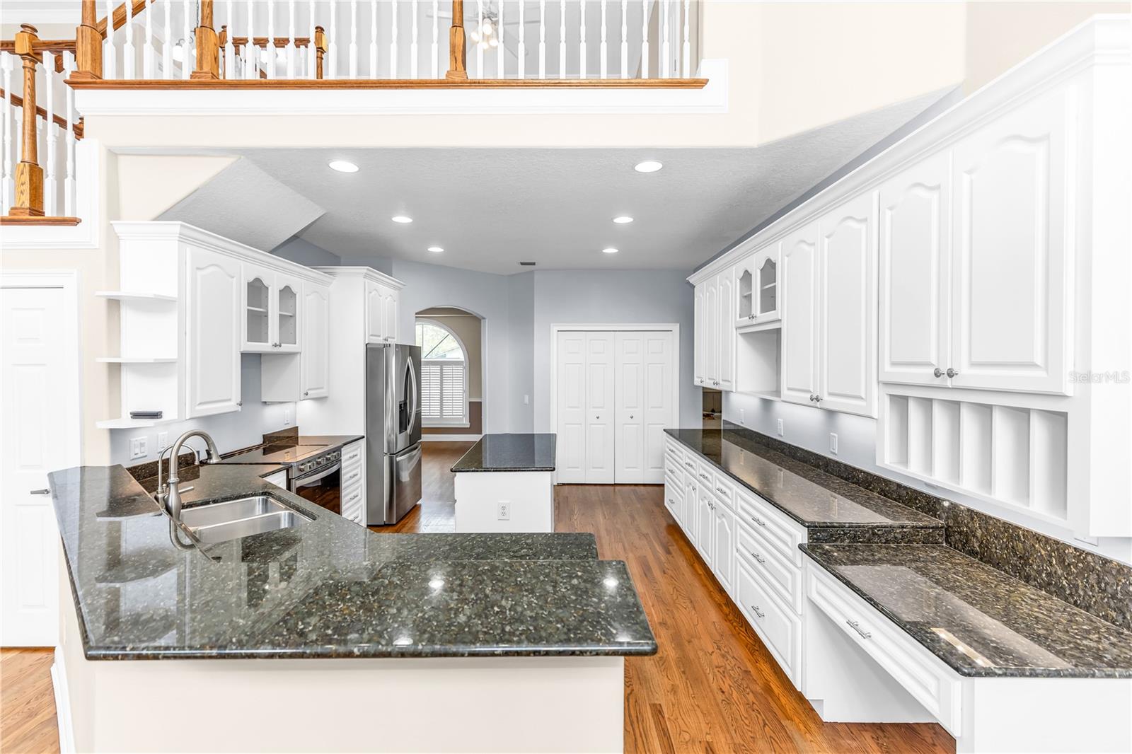 SANFORDS SUBSTANTIAL FARMS - Residential