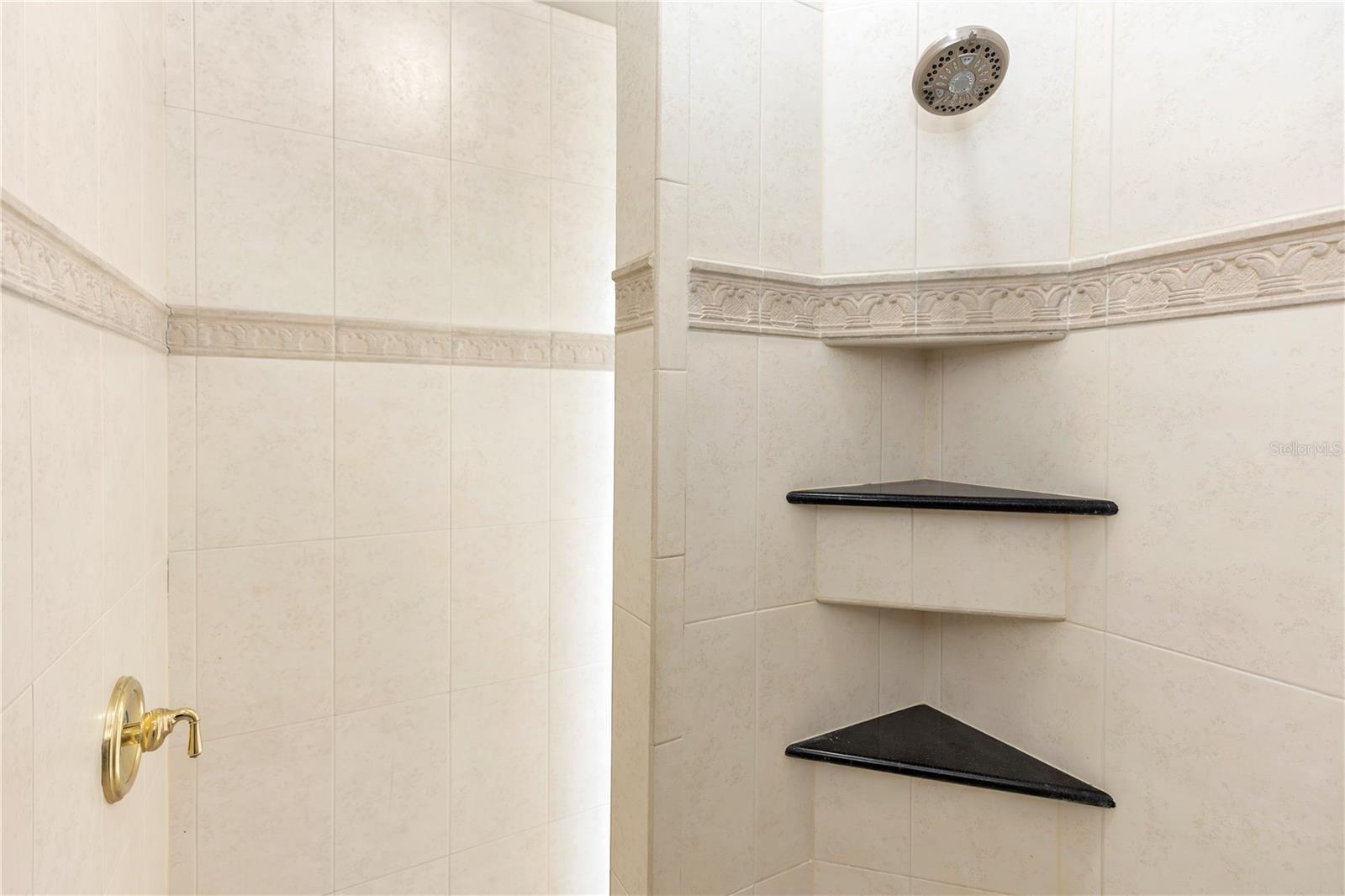 SANFORDS SUBSTANTIAL FARMS - Residential