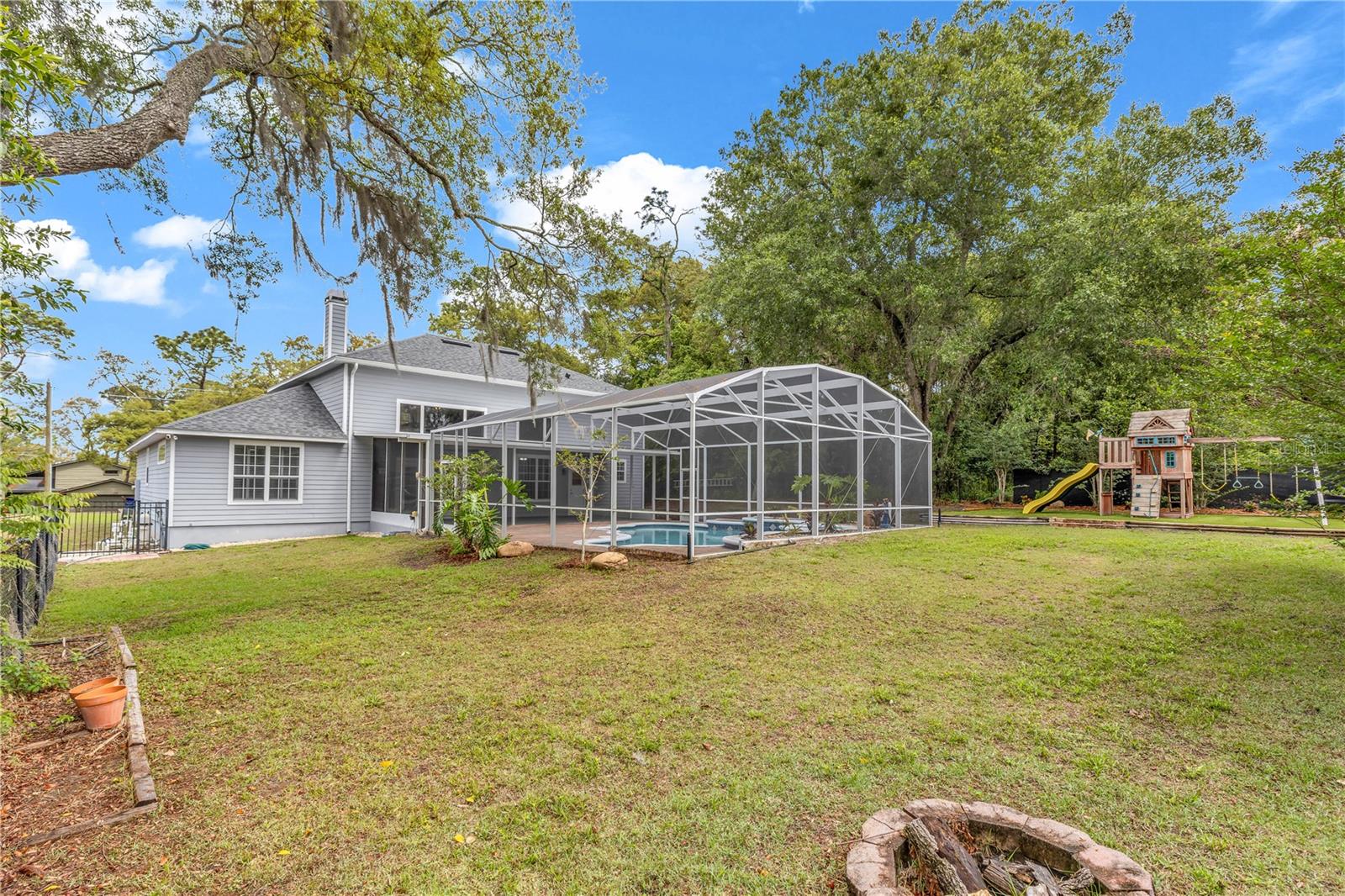 SANFORDS SUBSTANTIAL FARMS - Residential