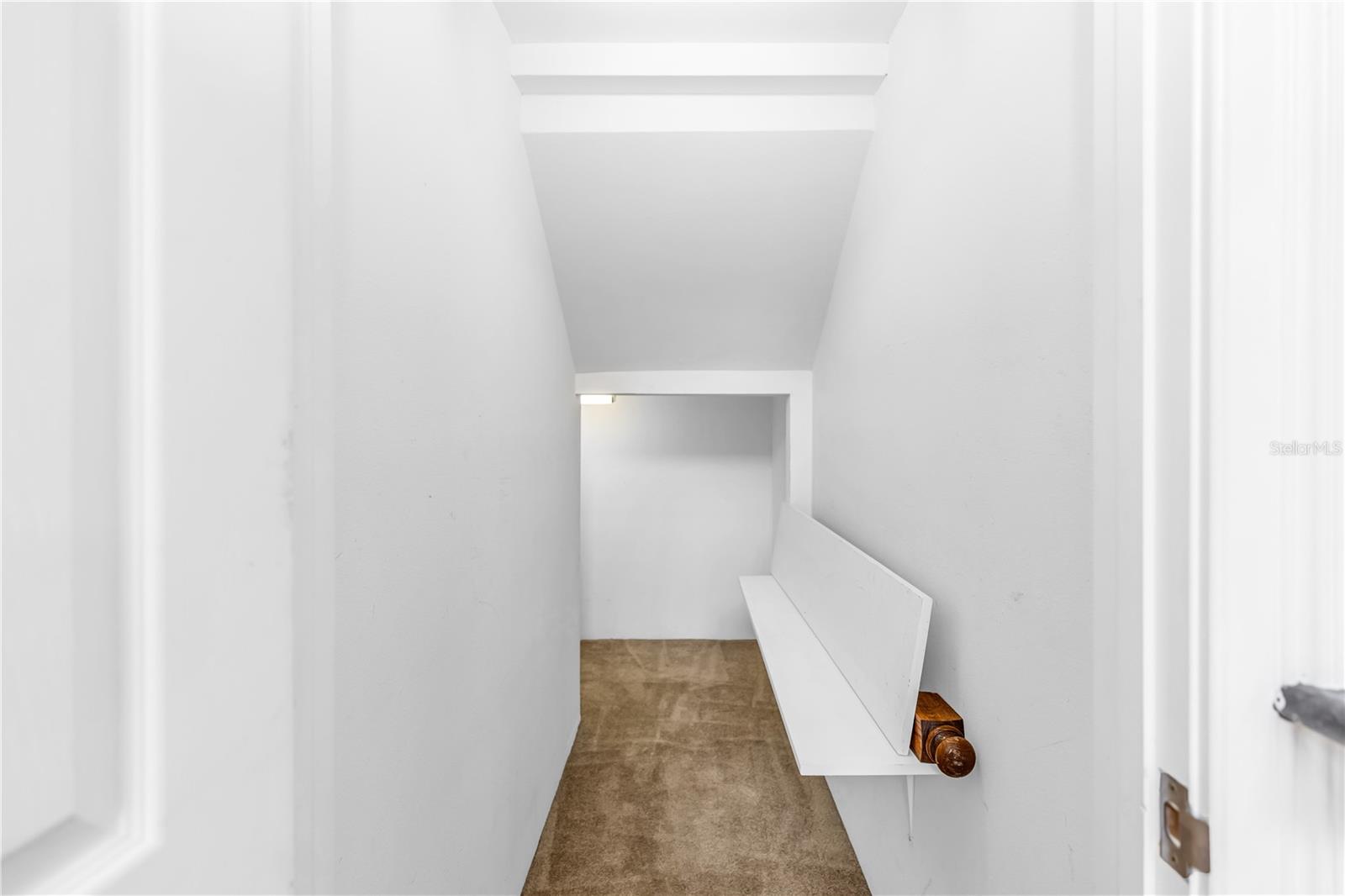 SANFORDS SUBSTANTIAL FARMS - Residential