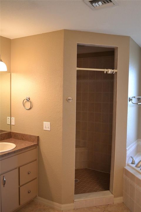 Tiny photo for 26 SE Ocale Way, Summerfield, FL 34491 (MLS # OM724609)