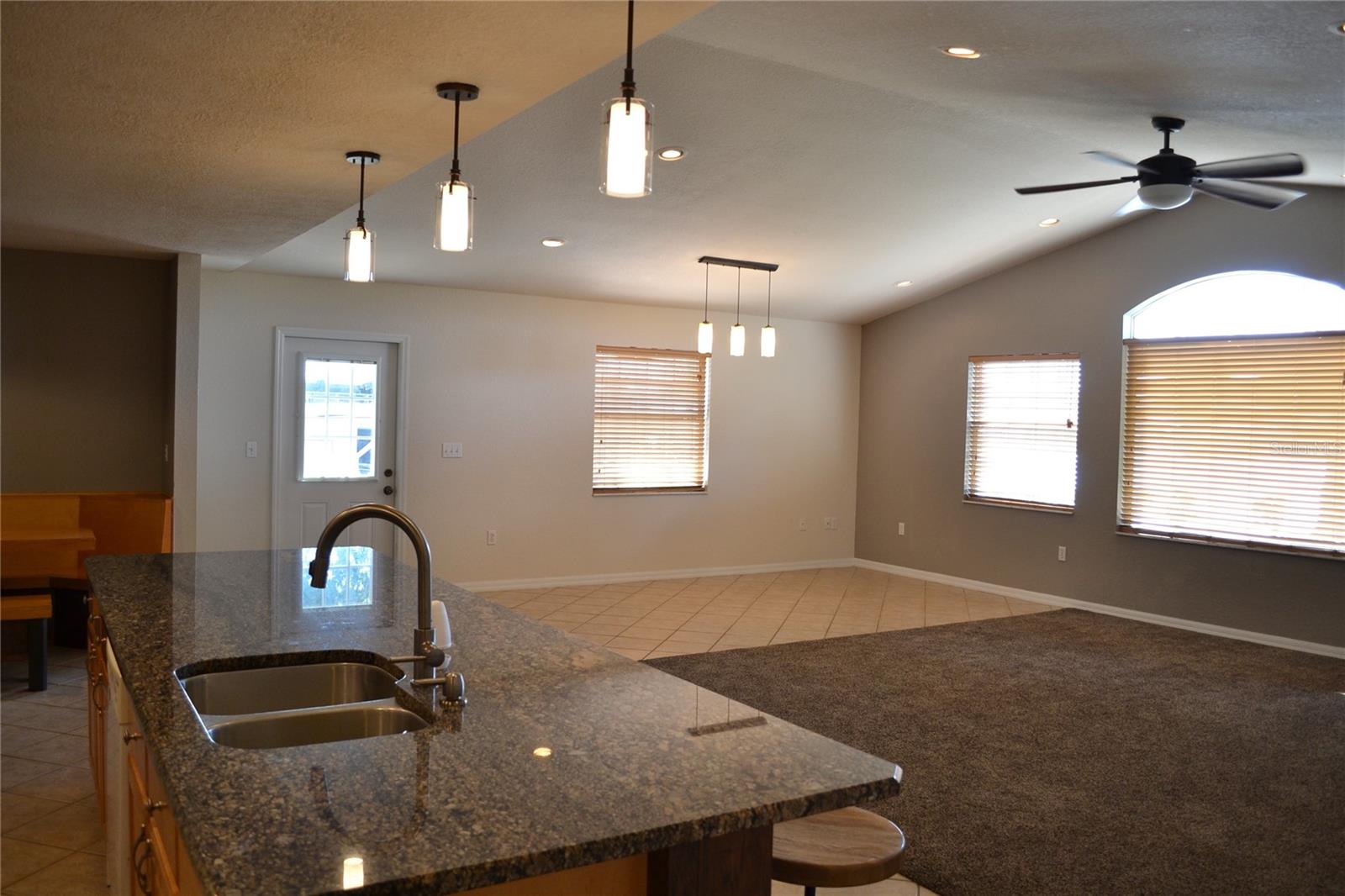 MOORHEAD ENGINEERING CO U - Residential Lease