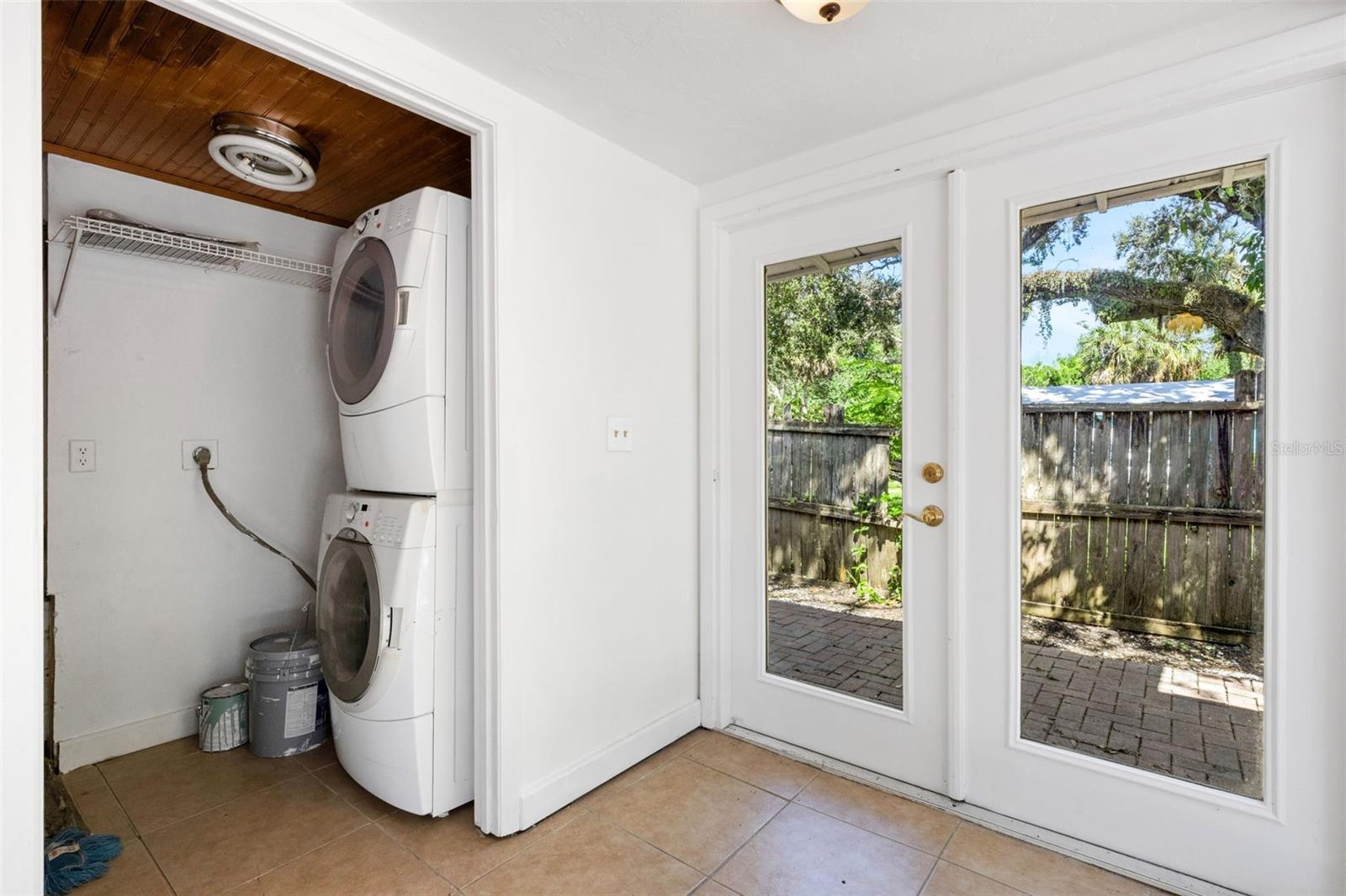 1300 40TH STREET