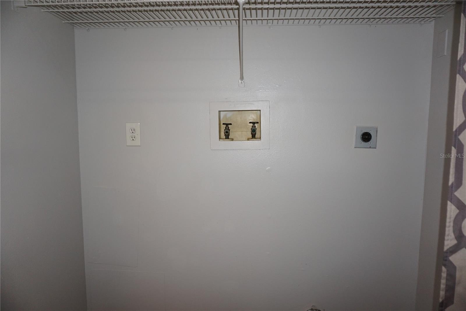 LABELLE CONDO - Residential