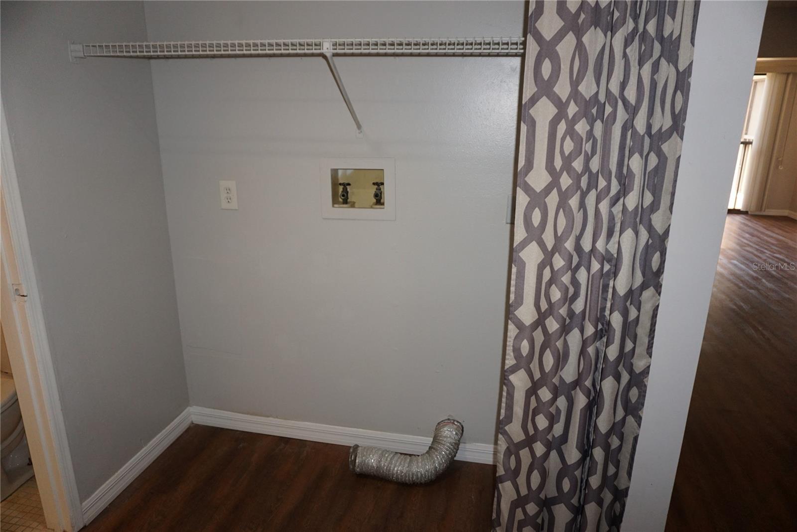 LABELLE CONDO - Residential