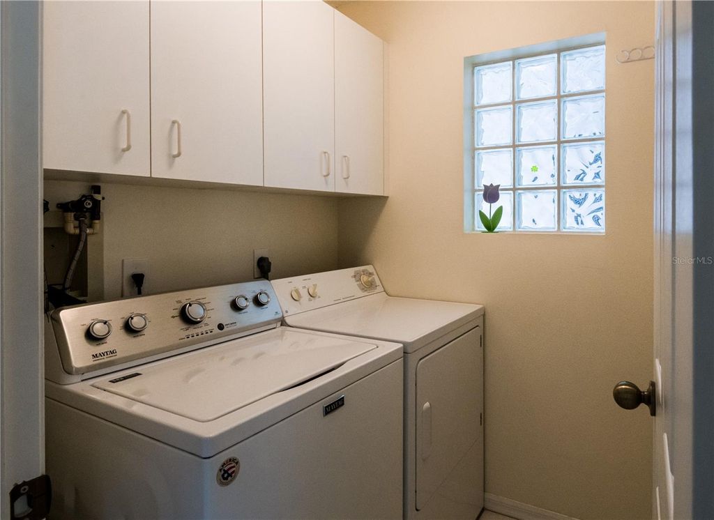 Photo of 815 Montrose Drive #203, Venice, FL 34293 (MLS # A4683601)