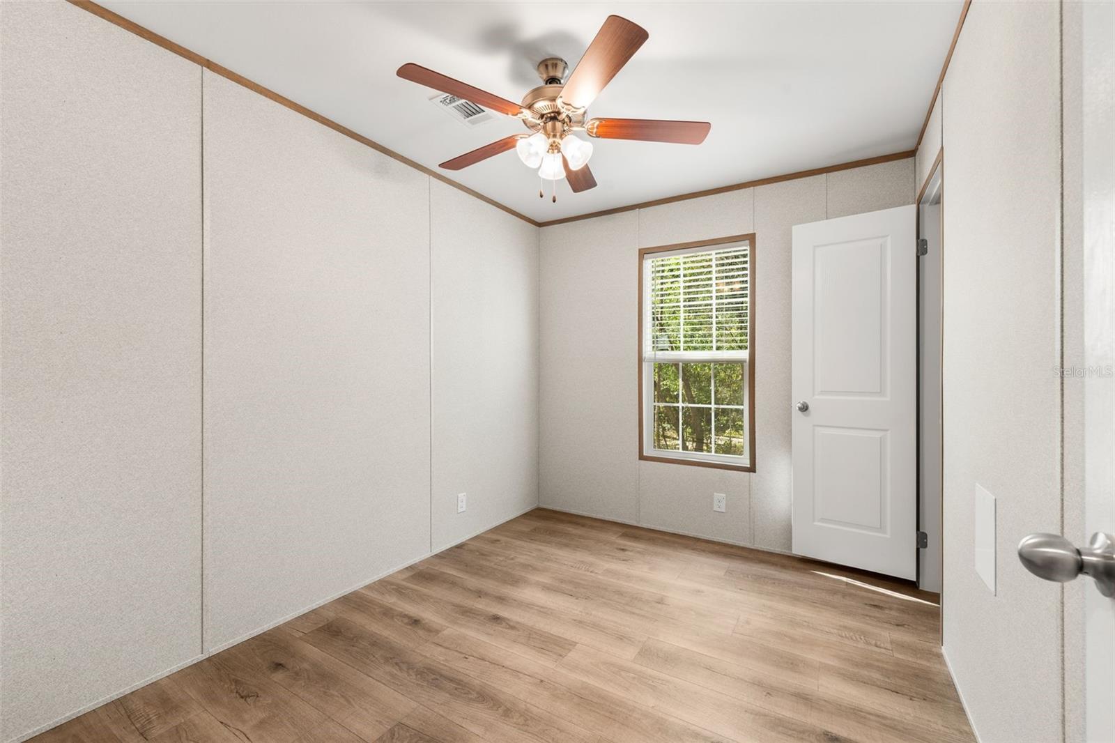 UNIVERSITY ESTATES - Residential