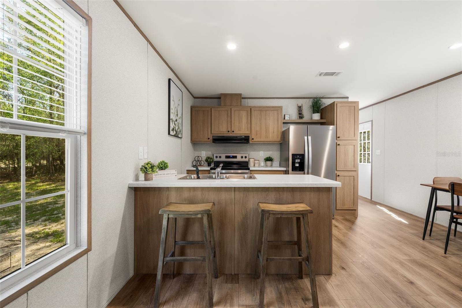 UNIVERSITY ESTATES - Residential