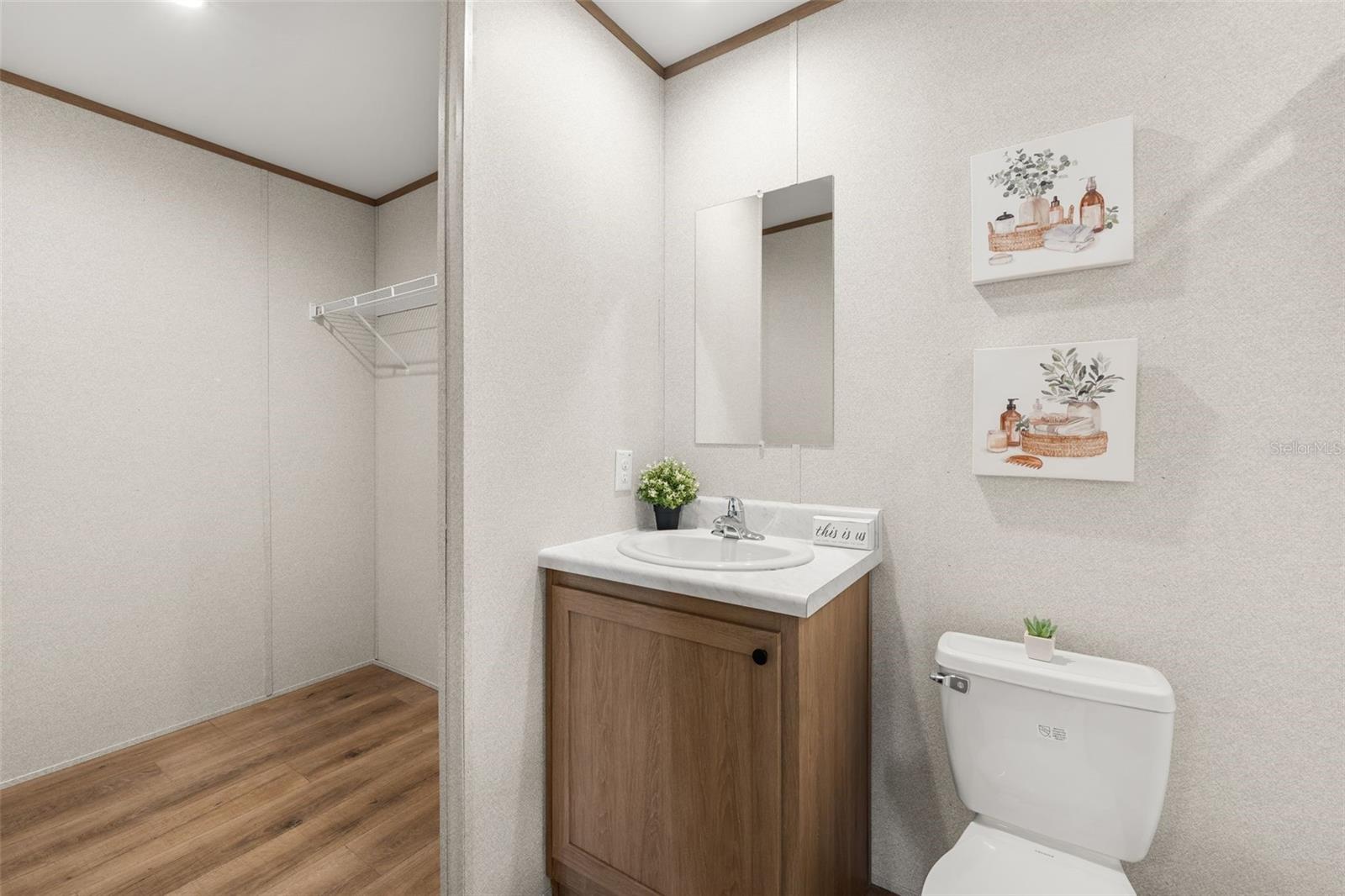 UNIVERSITY ESTATES - Residential