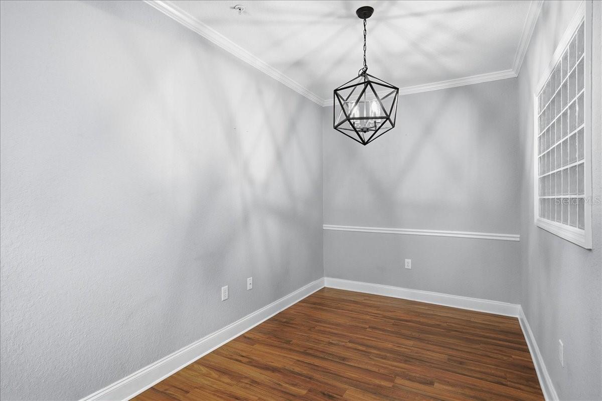 VILLA SONOMA AT INTERNATIONAL - Residential