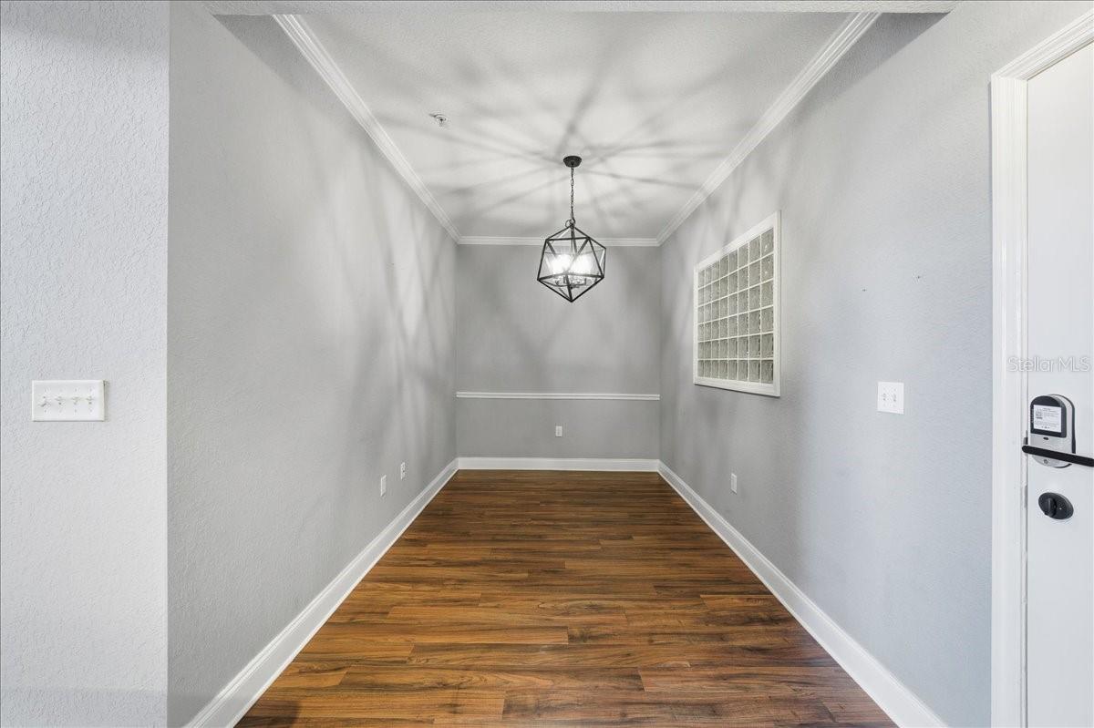 VILLA SONOMA AT INTERNATIONAL - Residential